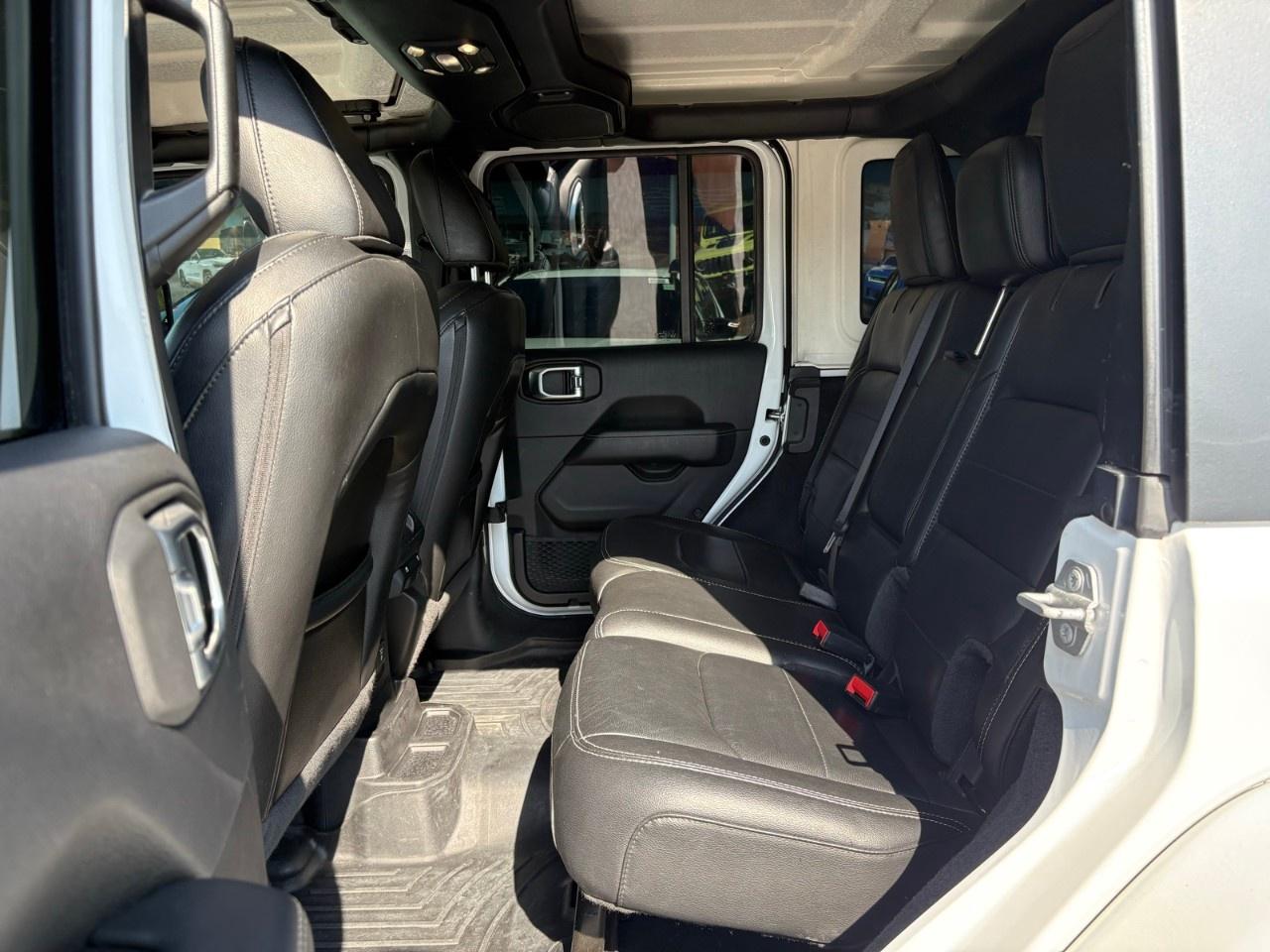 2020 Jeep WRANGLER UNLIMITED Sahara 4x4 Photo