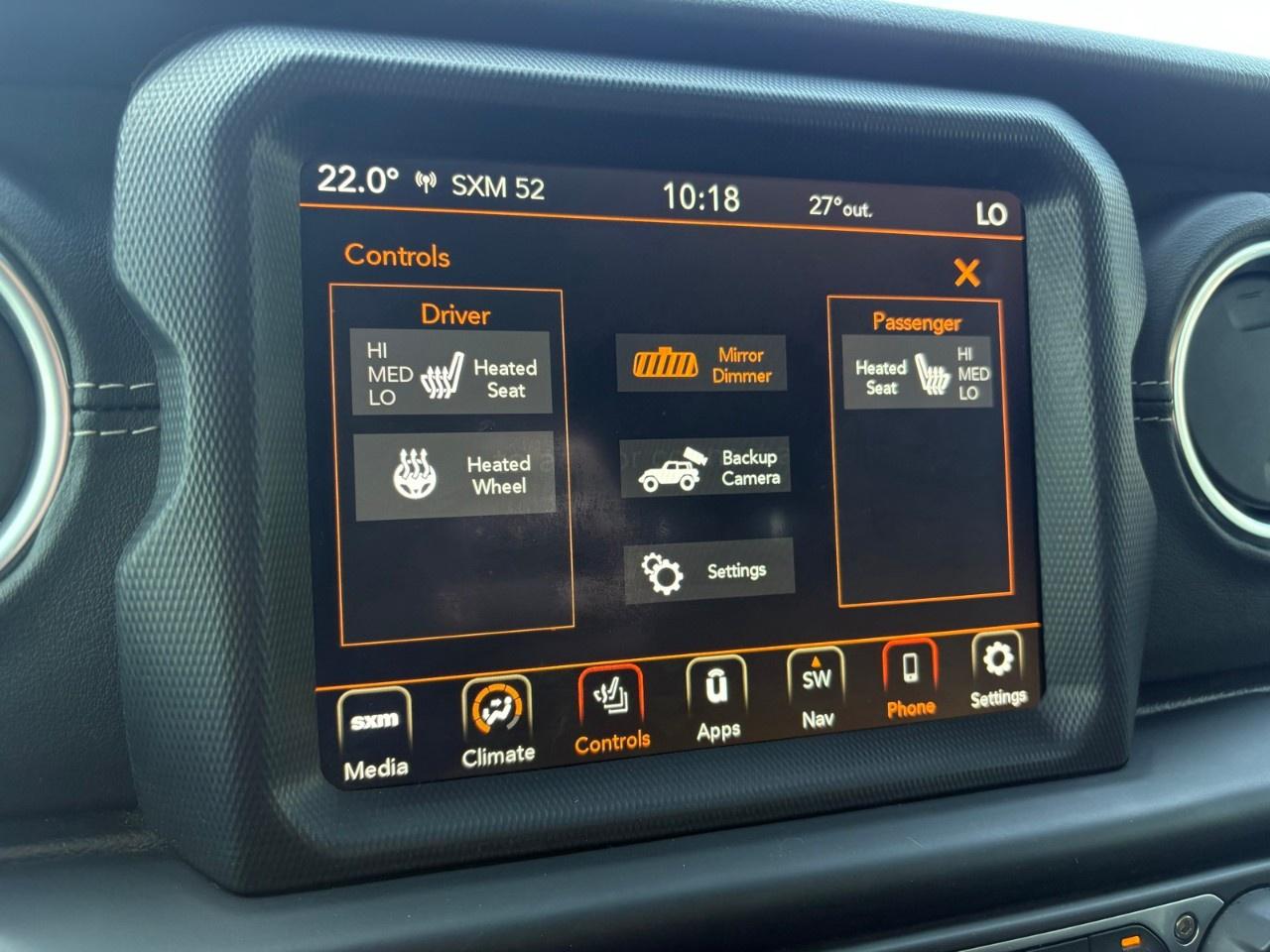 2020 Jeep WRANGLER UNLIMITED Sahara 4x4 Photo