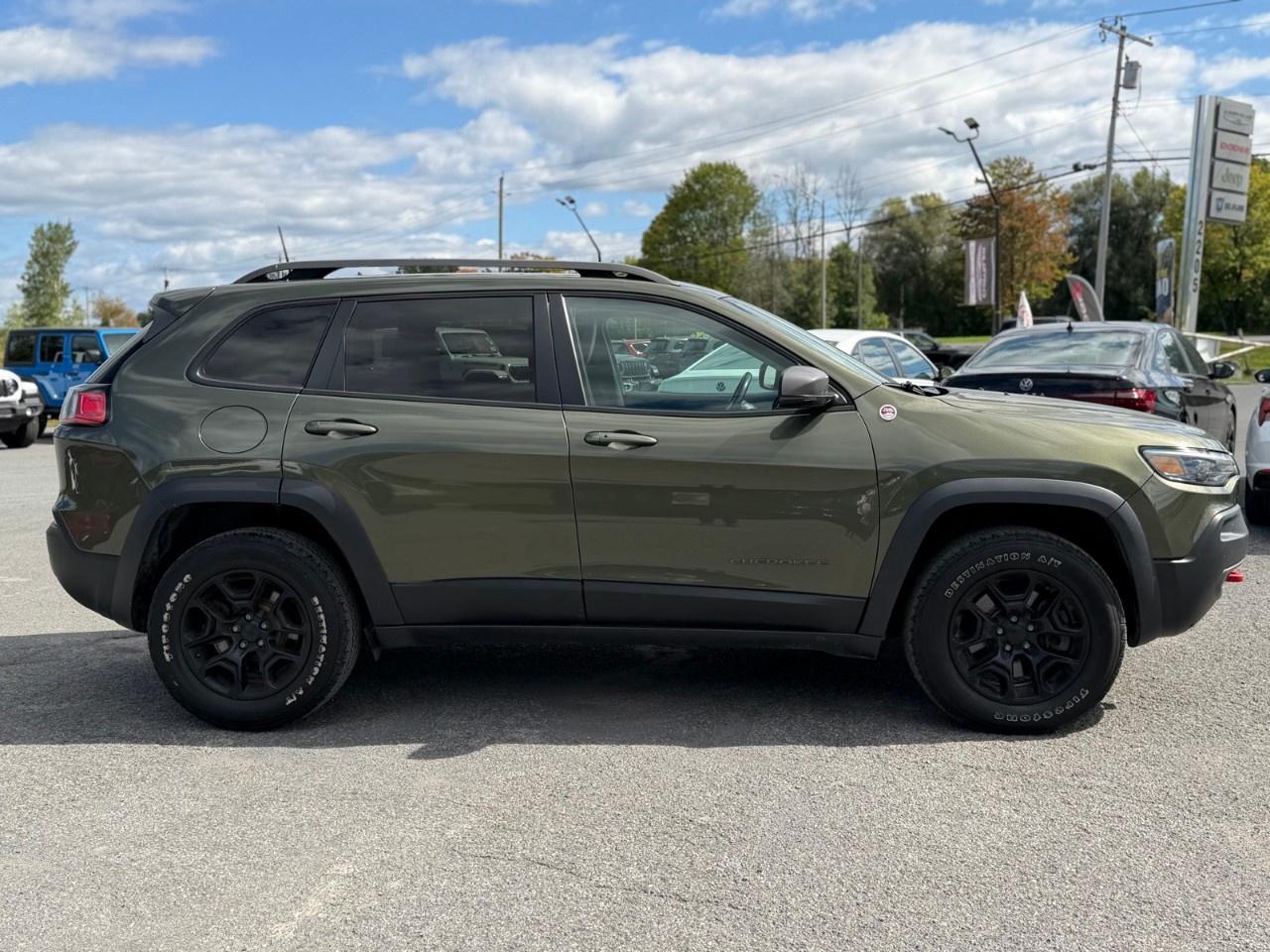 2020 Jeep Cherokee TRAILHAWK ELITE 4X4 Photo
