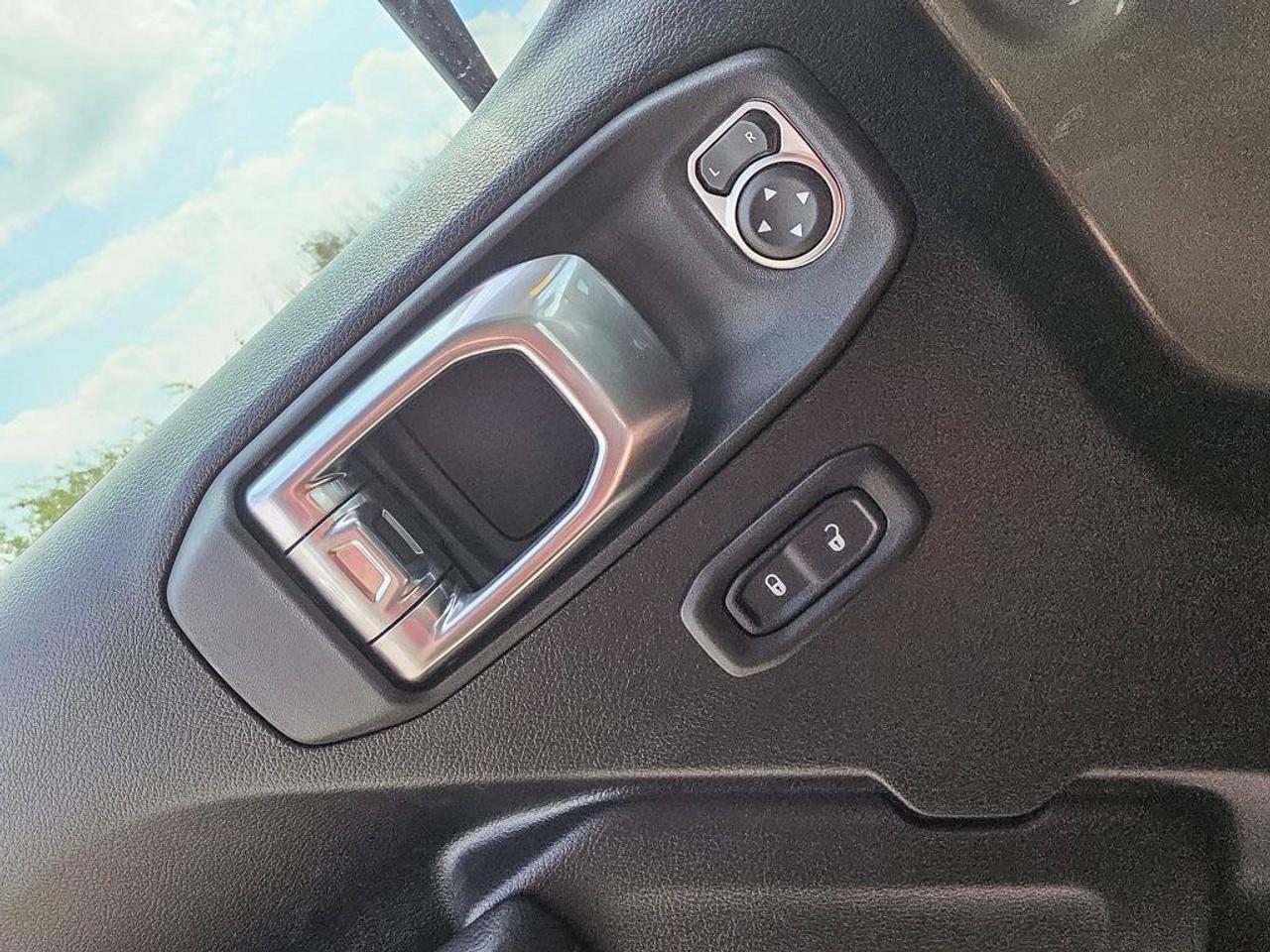 2027 Jeep Wrangler Willys/HARDTOP/HEATED SEATS/REMOTE START/ Photo