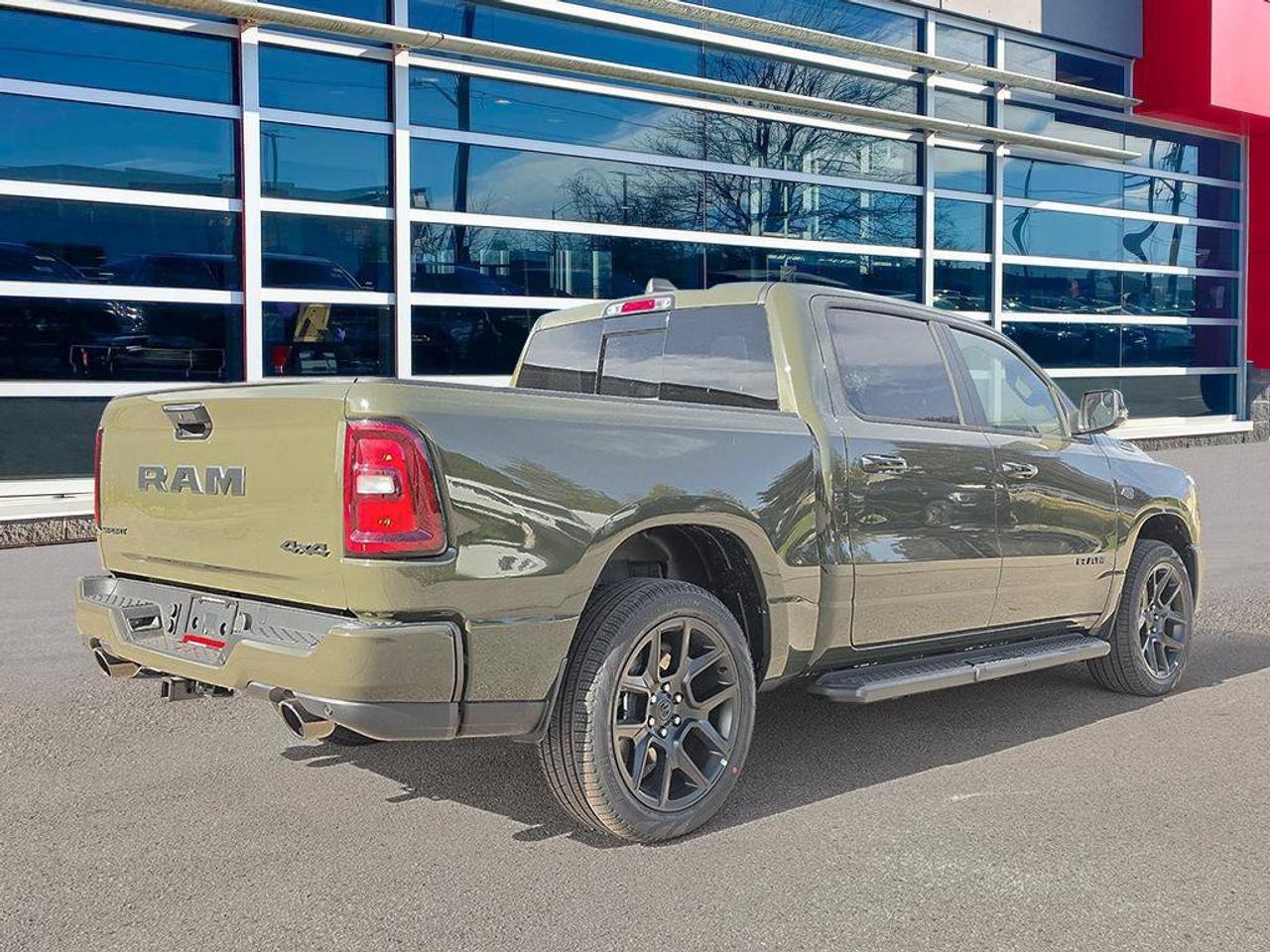 2027 RAM 1500 Sport LEVEL 1|5.7L HEMI| SIDE STEPS|PANO SUNROOF| Photo