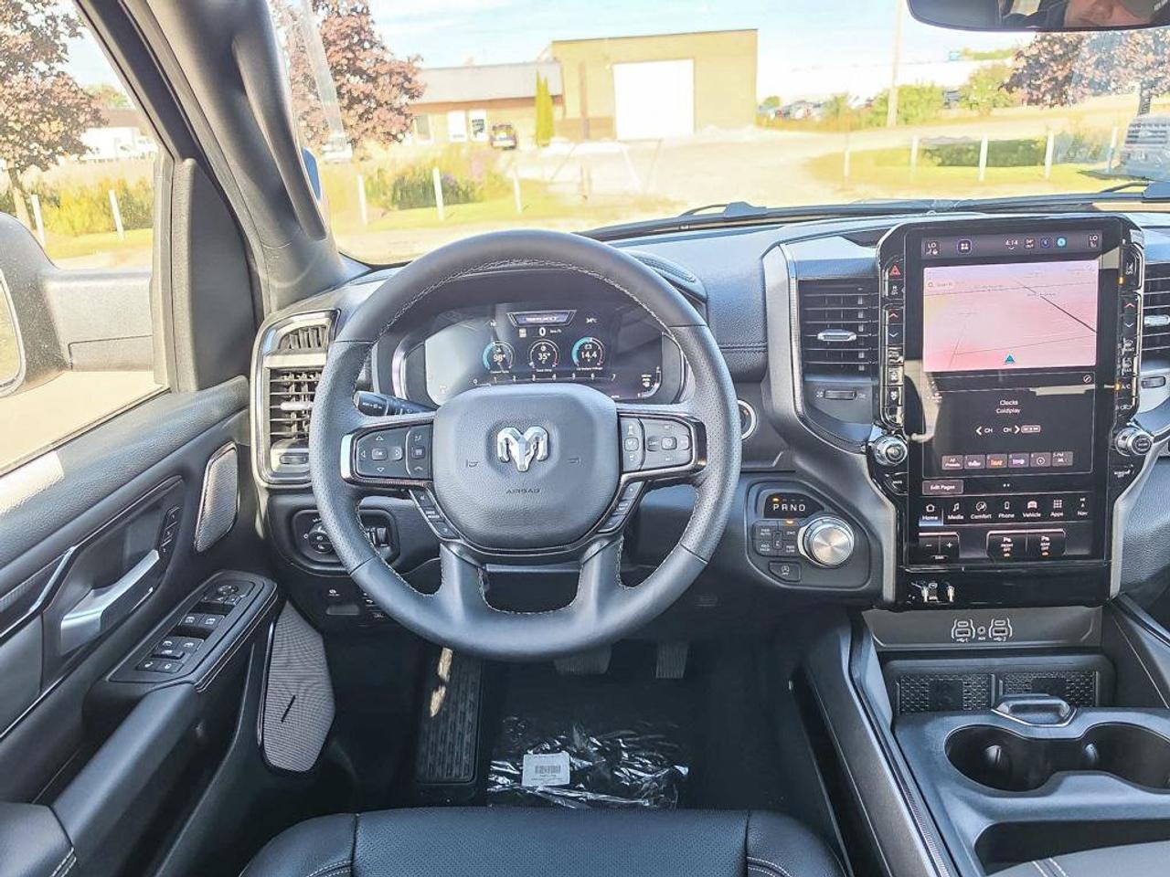 2027 RAM 1500 Sport LEVEL 1|5.7L HEMI| SIDE STEPS|PANO SUNROOF| Photo