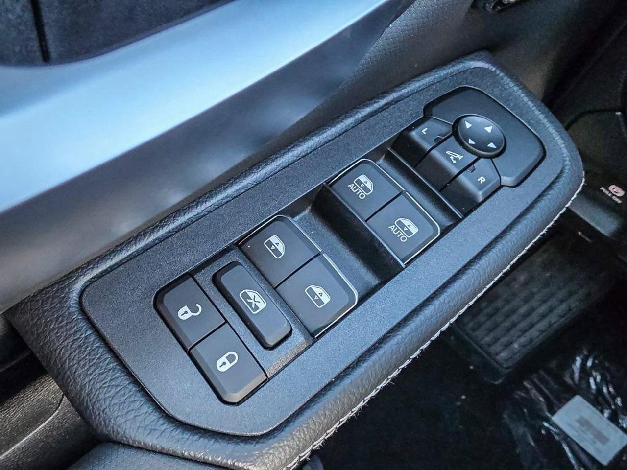 2027 RAM 1500 Sport LEVEL 1|5.7L HEMI| SIDE STEPS|PANO SUNROOF| Photo