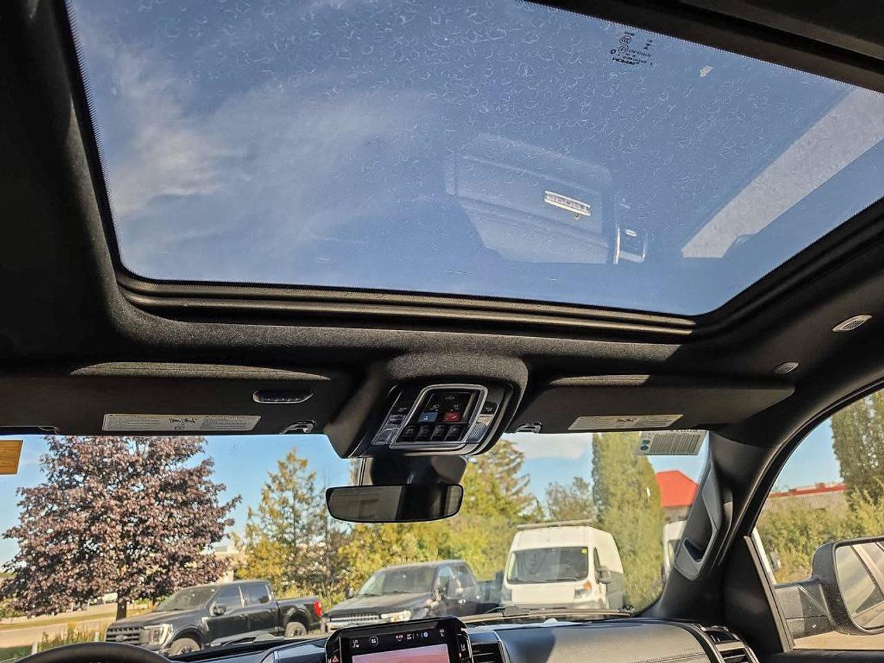 2027 RAM 1500 Sport LEVEL 1|5.7L HEMI| SIDE STEPS|PANO SUNROOF| Photo