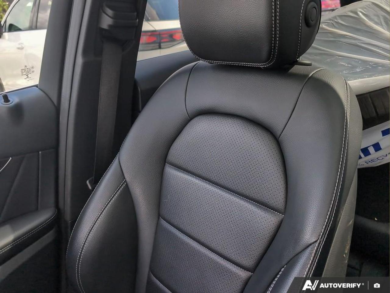 2022 Mercedes-Benz GLC 300 Base GLC 300 4dr All-Wheel Drive Photo