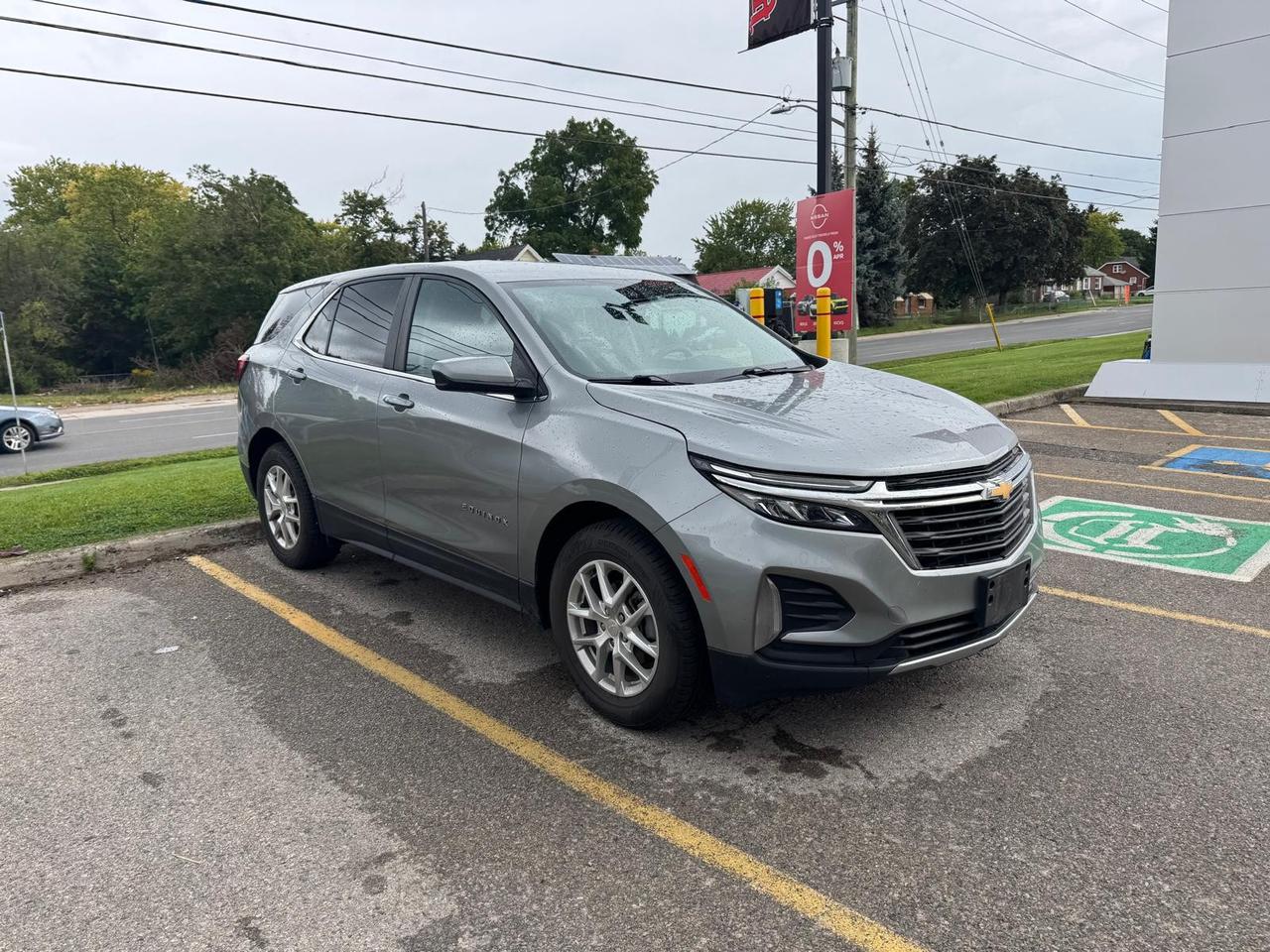 2023 Chevrolet Equinox LT Front-wheel Drive Photo1