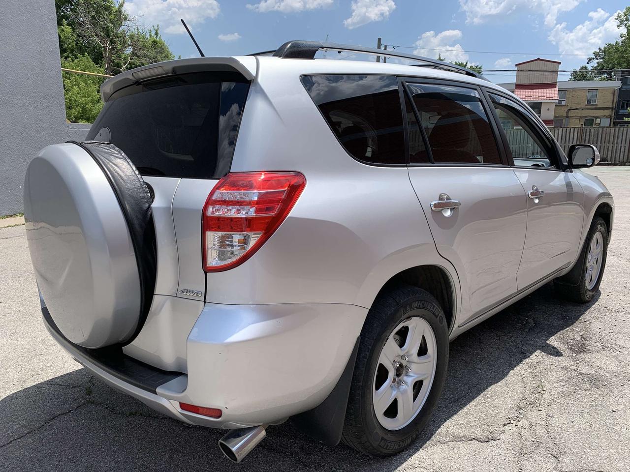 2009 Toyota RAV4 !!! SOLD SOLD SOLD ! 139130 KMS !!!! / AUTOMATIC / Photo4