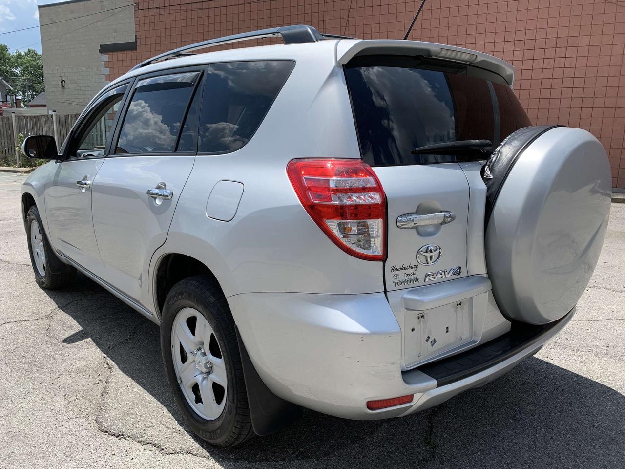 2009 Toyota RAV4 !!! SOLD SOLD SOLD ! 139130 KMS !!!! / AUTOMATIC / Photo