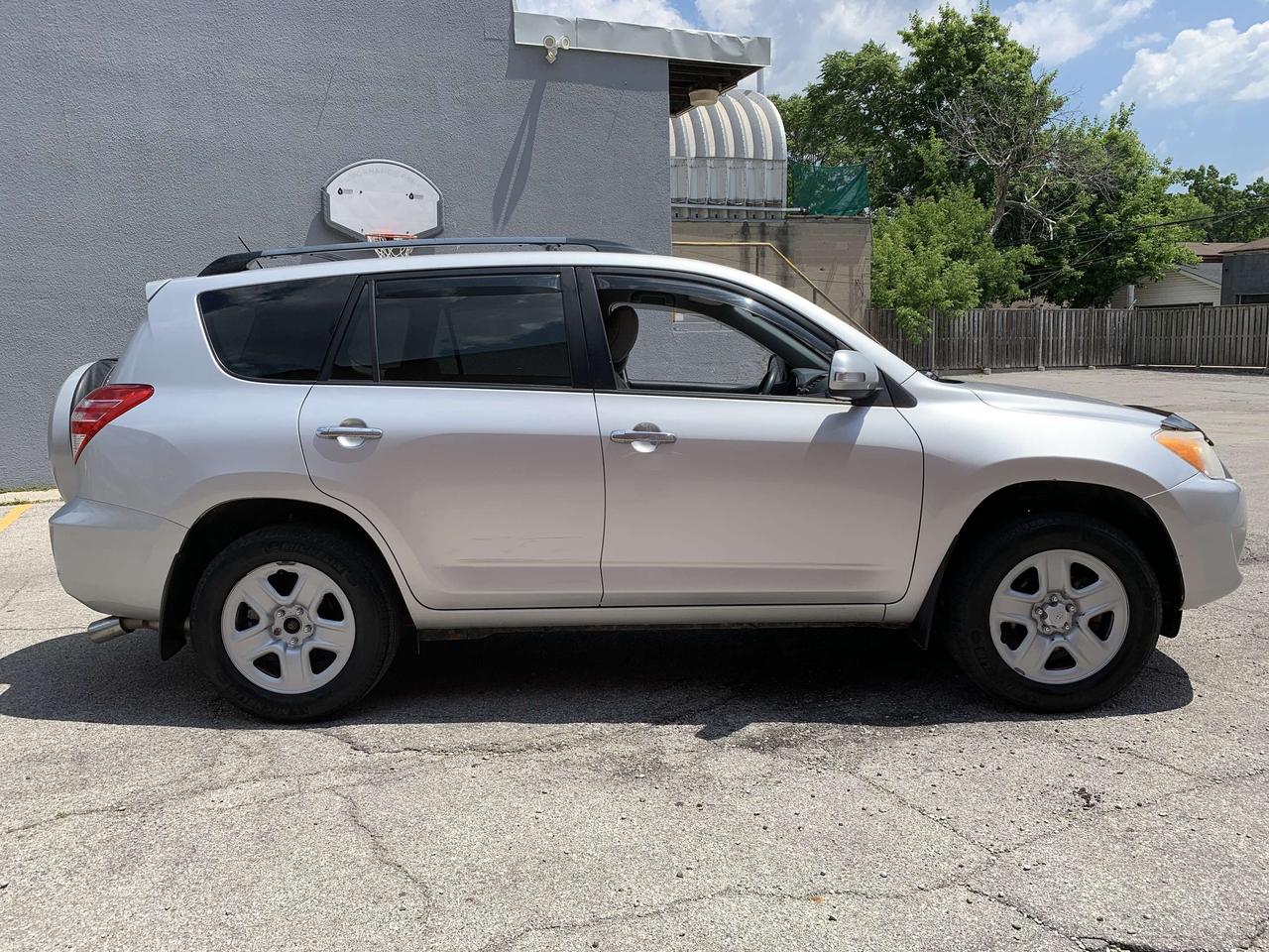 2009 Toyota RAV4 !!! SOLD SOLD SOLD ! 139130 KMS !!!! / AUTOMATIC / Photo