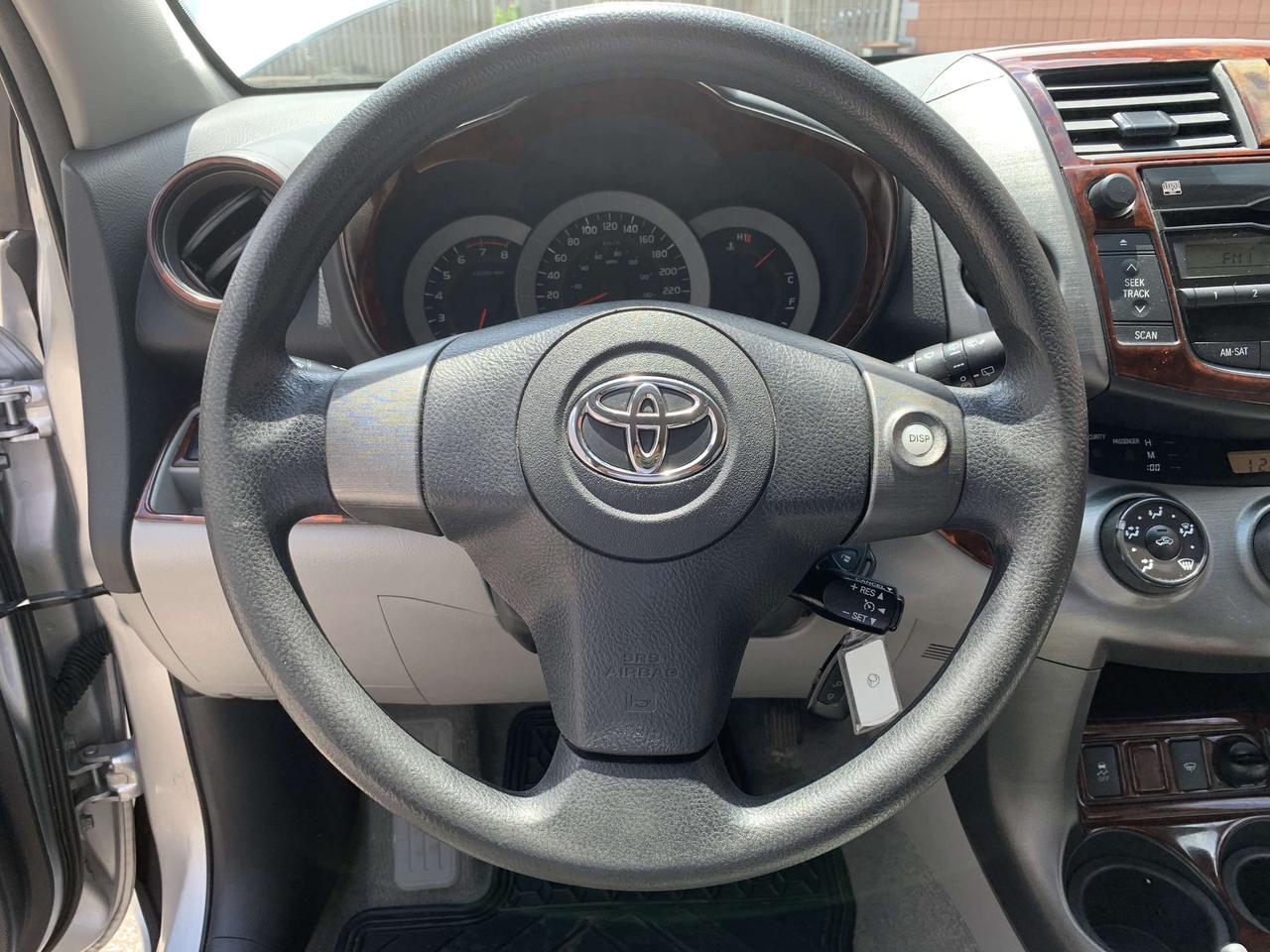 2009 Toyota RAV4 !!! SOLD SOLD SOLD ! 139130 KMS !!!! / AUTOMATIC / Photo