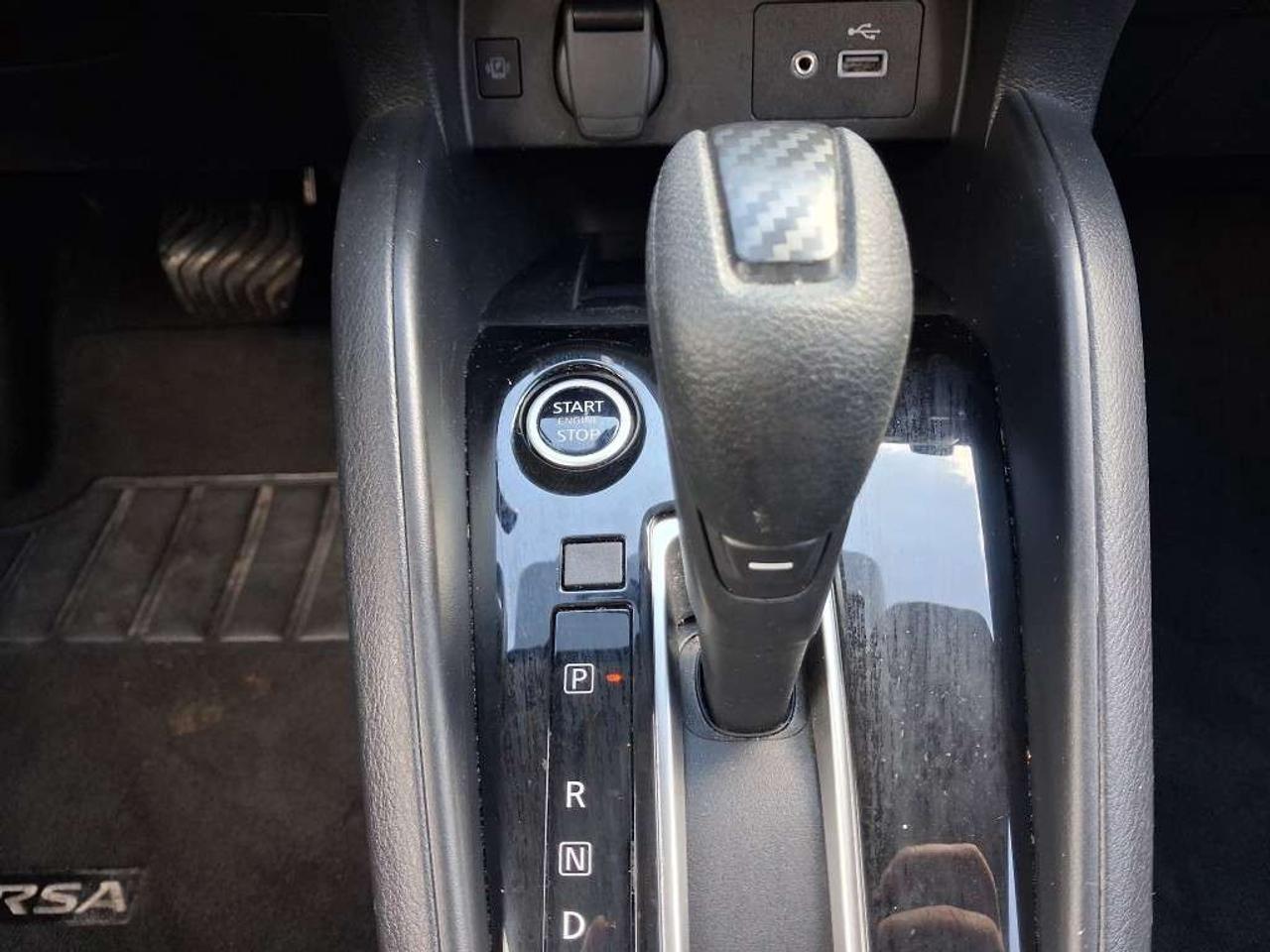 2024 Nissan Versa SV CVT Photo