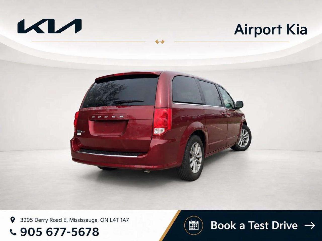 2019 Dodge Grand Caravan SXT Premium Plus 2WD Photo3