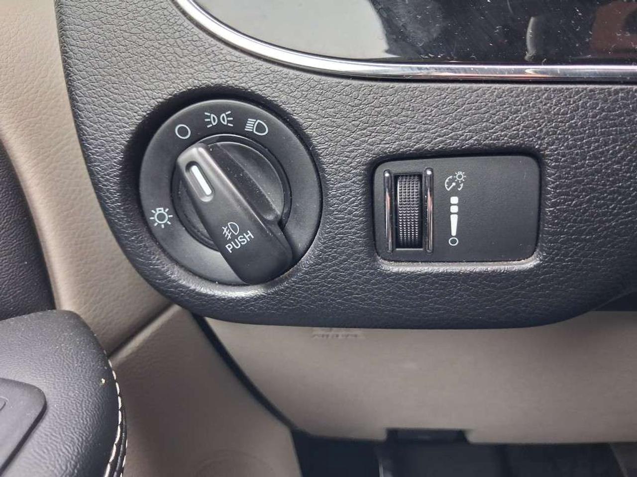2019 Dodge Grand Caravan SXT Premium Plus 2WD Photo
