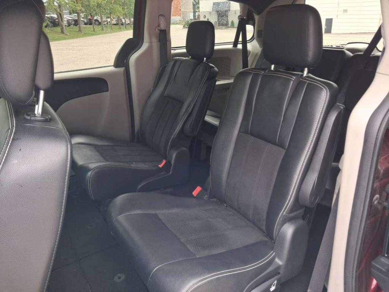 2019 Dodge Grand Caravan SXT Premium Plus 2WD Photo
