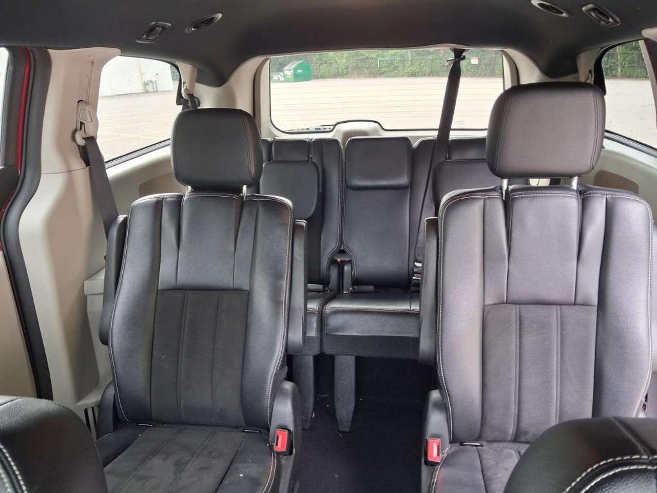 2019 Dodge Grand Caravan SXT Premium Plus 2WD Photo