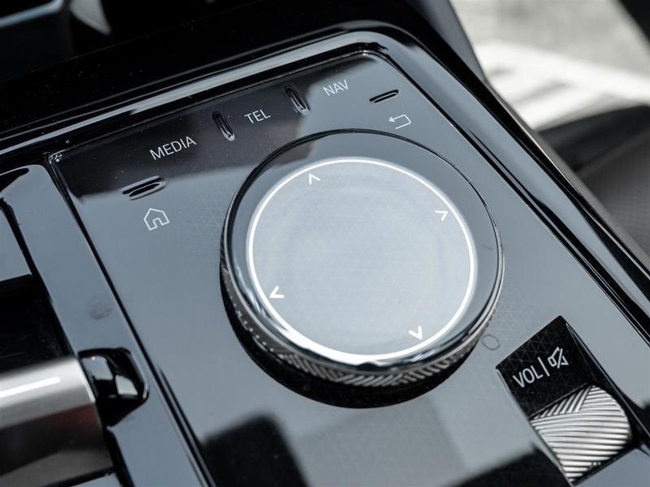 2024 BMW i5 M60 xDrive 4dr All-Wheel Drive Sedan Photo