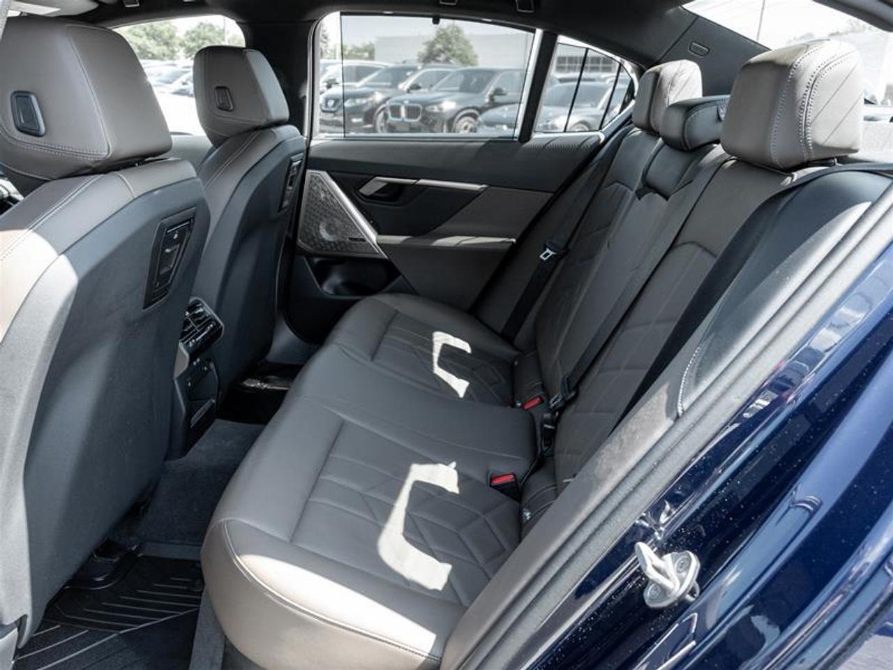 2024 BMW i5 M60 xDrive 4dr All-Wheel Drive Sedan Photo