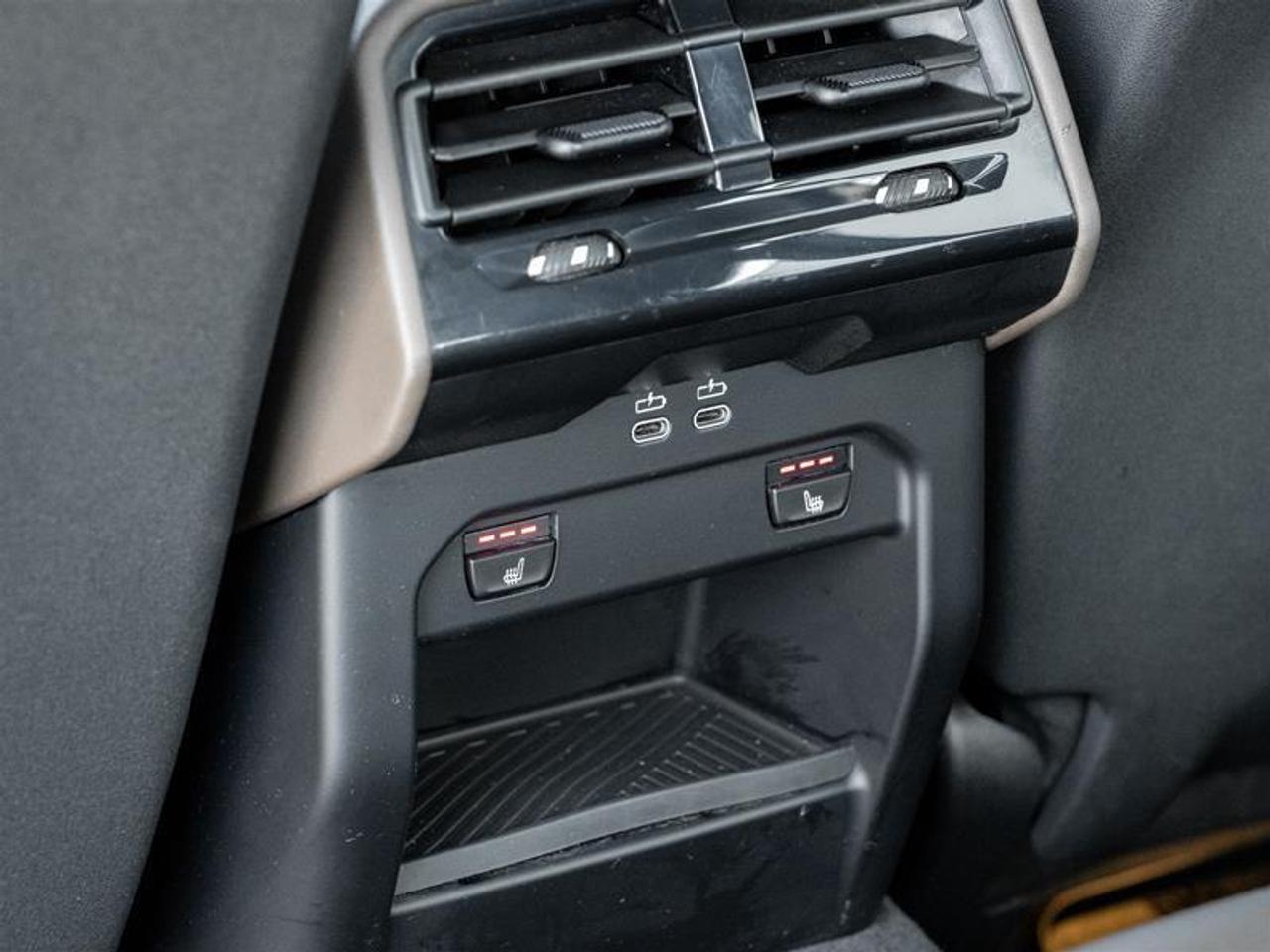 2024 BMW i5 M60 xDrive 4dr All-Wheel Drive Sedan Photo