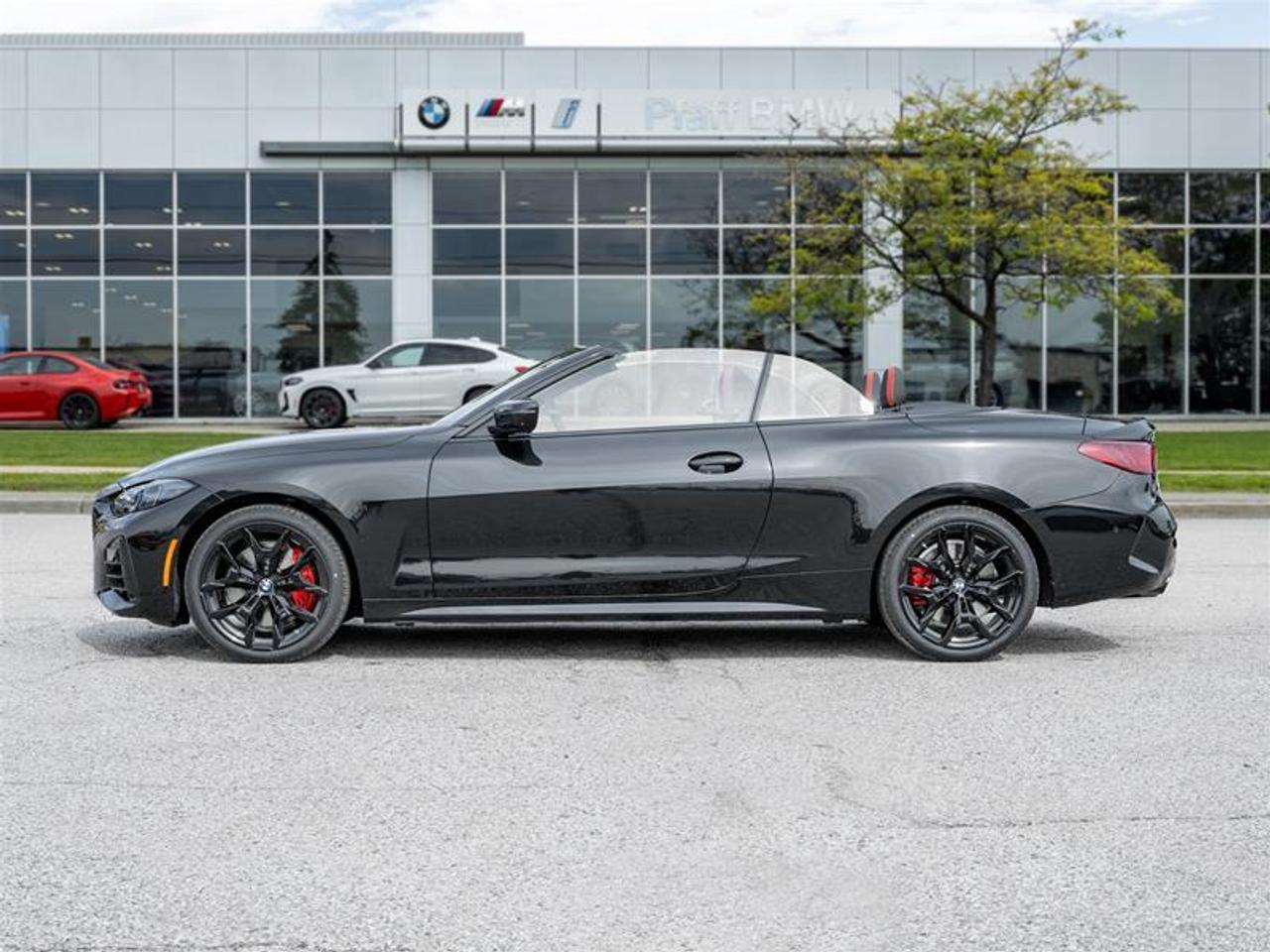 2027 BMW 430 i xDrive 2dr All-Wheel Drive Cabriolet Photo