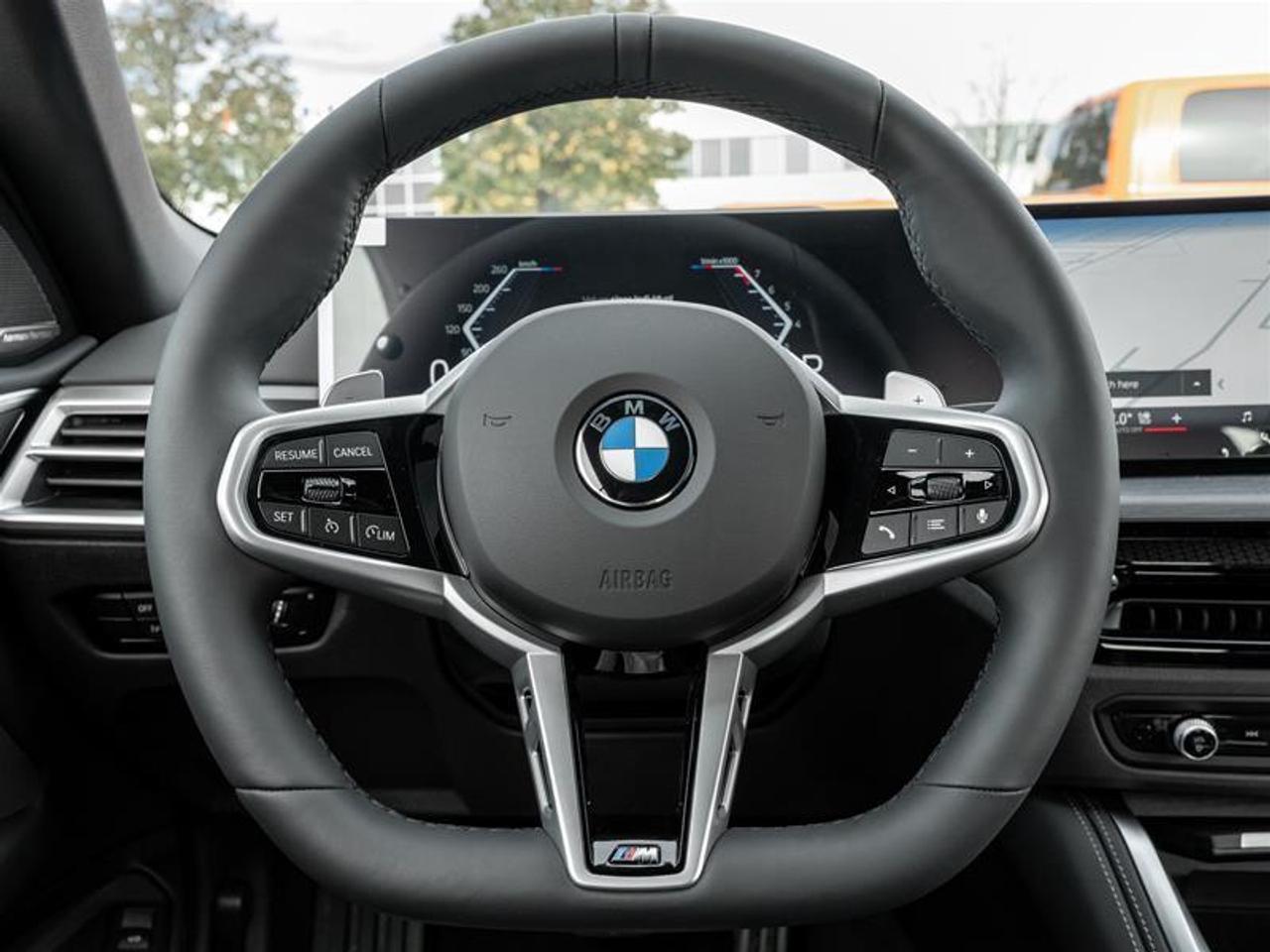 2027 BMW 430 i xDrive 2dr All-Wheel Drive Cabriolet Photo
