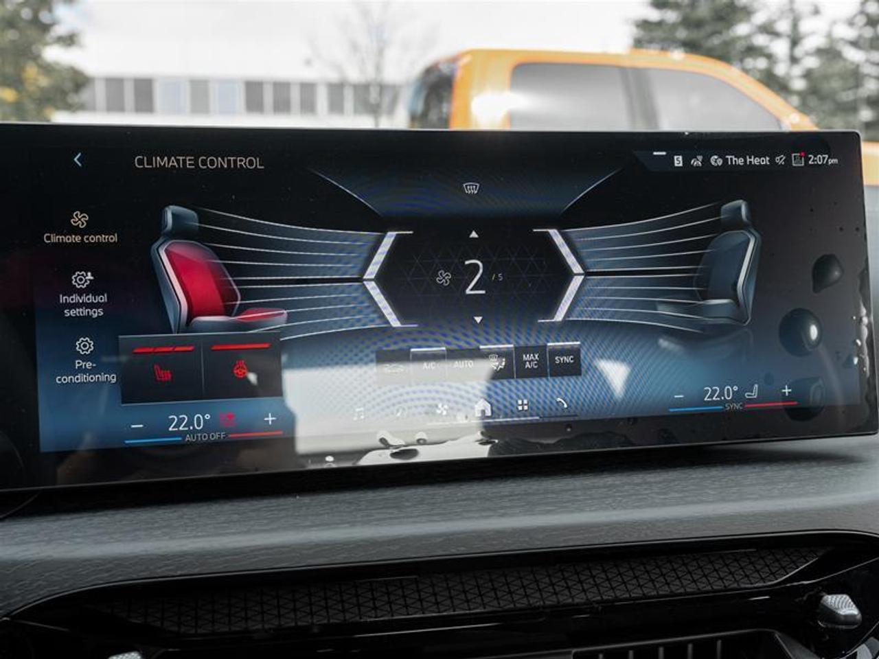 2027 BMW 430 i xDrive 2dr All-Wheel Drive Cabriolet Photo