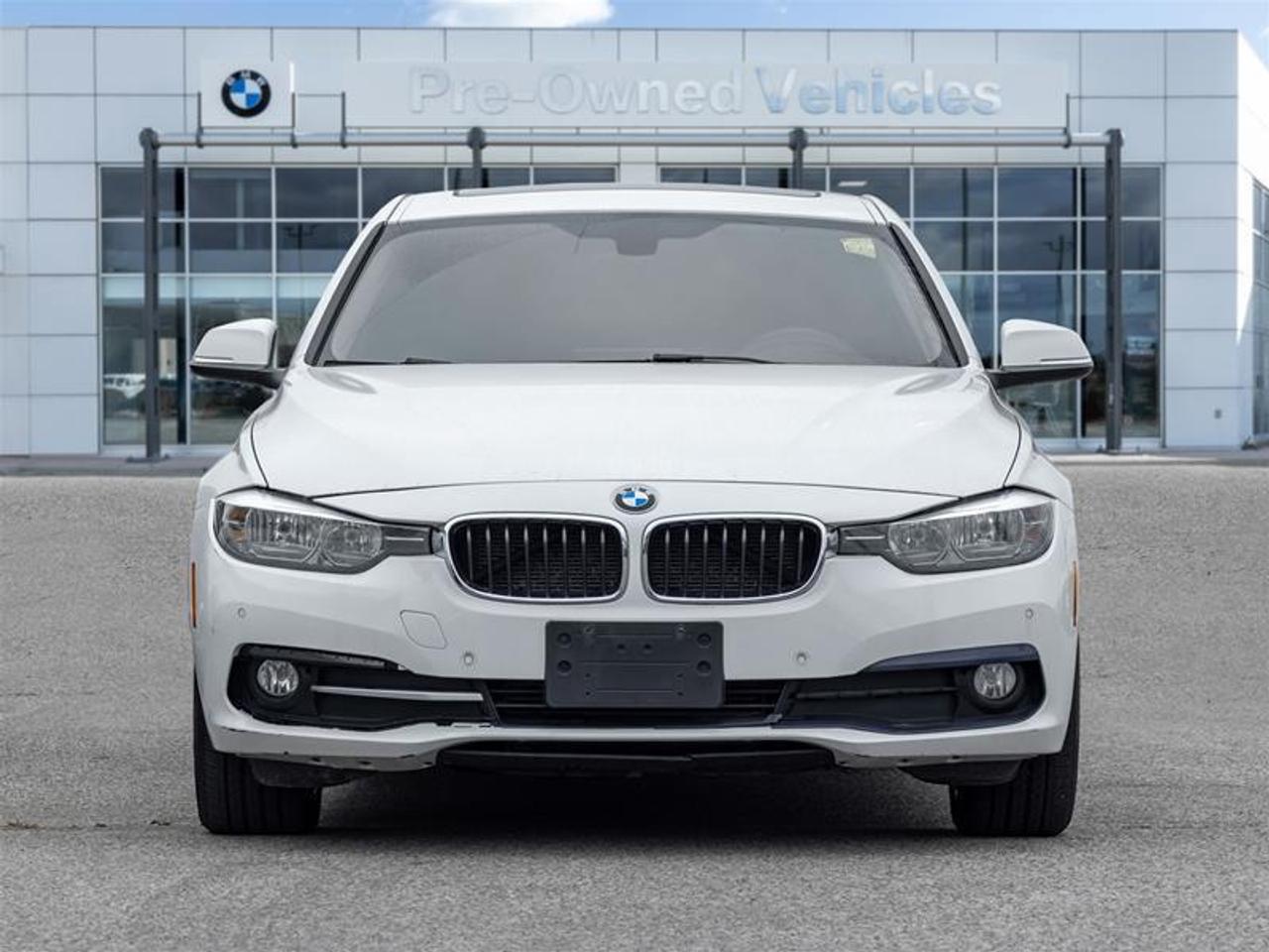 2016 BMW 320 i xDrive 4dr All-wheel Drive Sedan Photo2