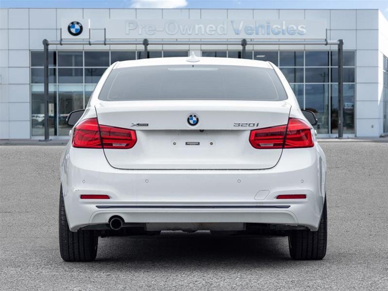 2016 BMW 320 i xDrive 4dr All-wheel Drive Sedan Photo