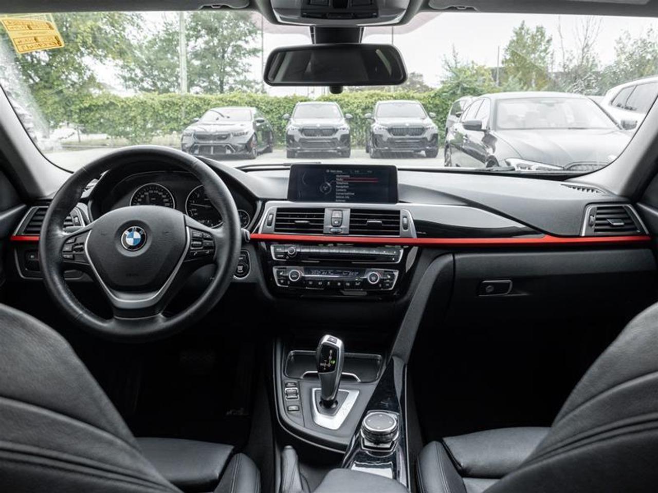 2016 BMW 320 i xDrive 4dr All-wheel Drive Sedan Photo