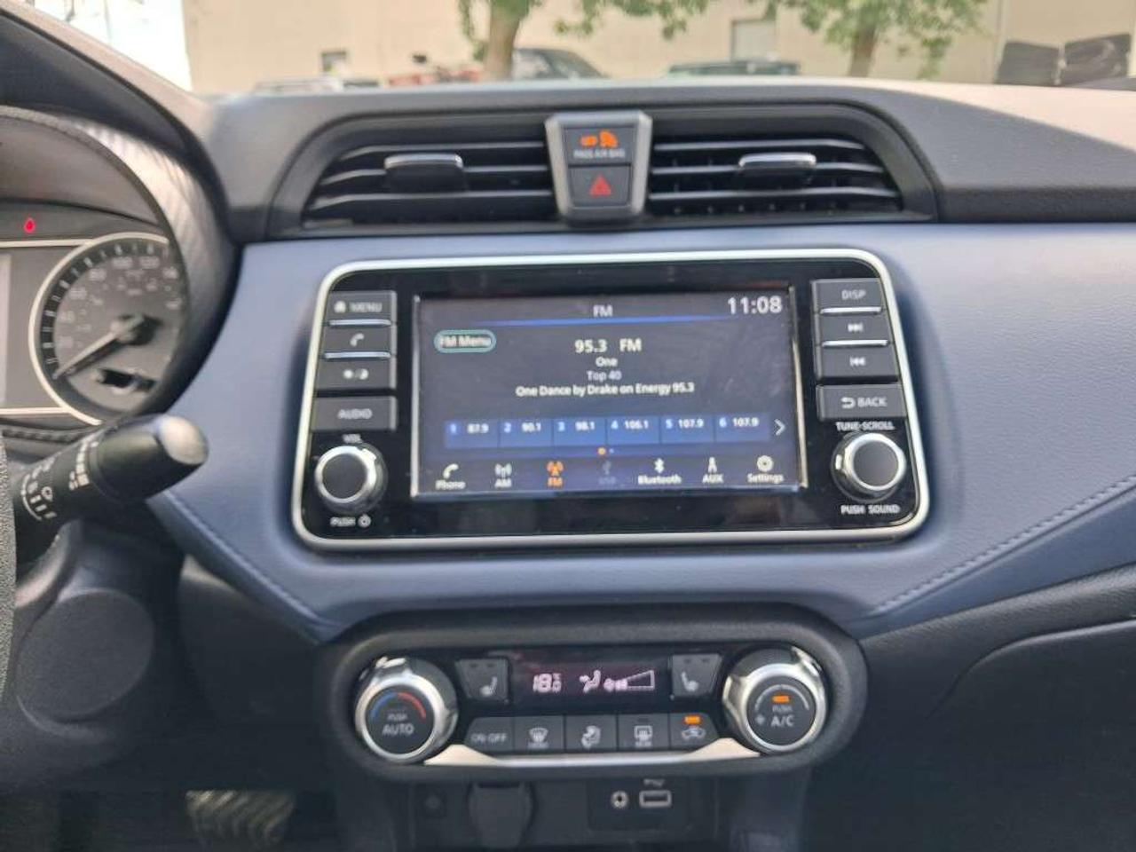 2023 Nissan Versa S CVT Photo