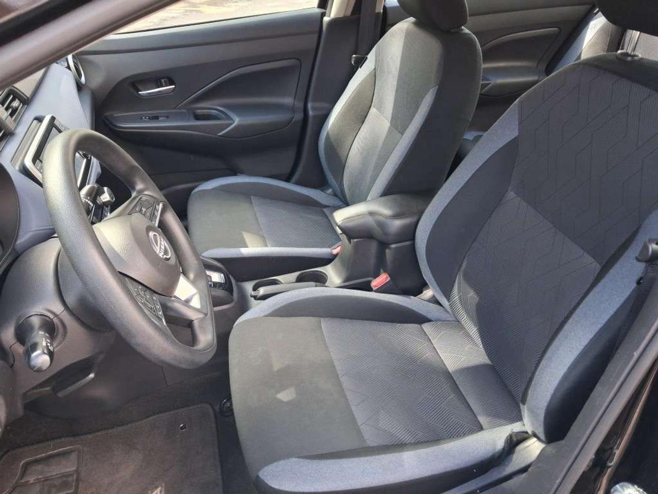 2023 Nissan Versa S CVT Photo
