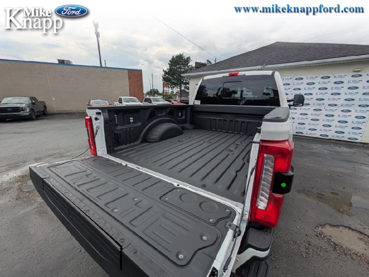 2026 Ford F-350 Super Duty Lariat Photo4