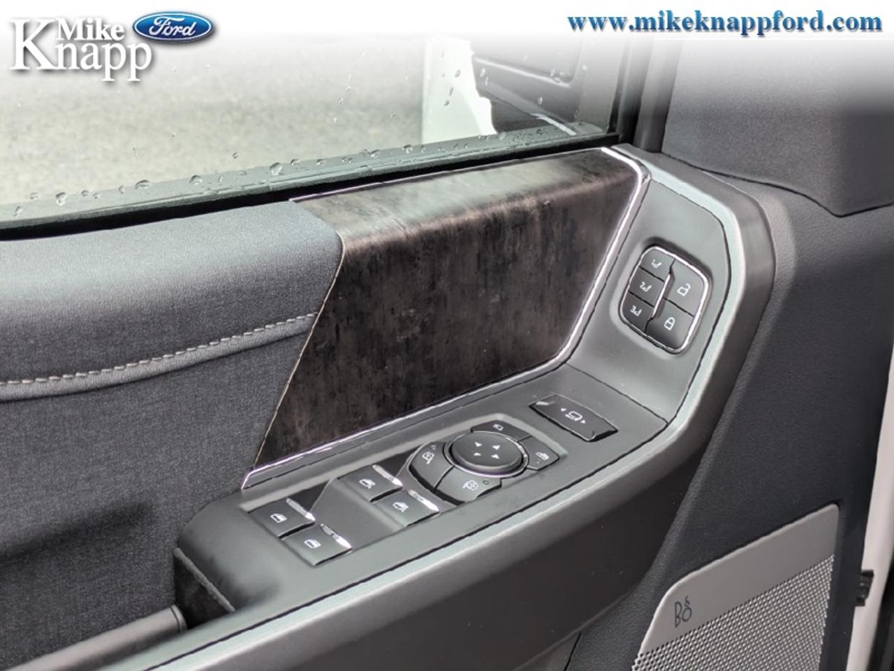 2026 Ford F-350 Super Duty Lariat Photo