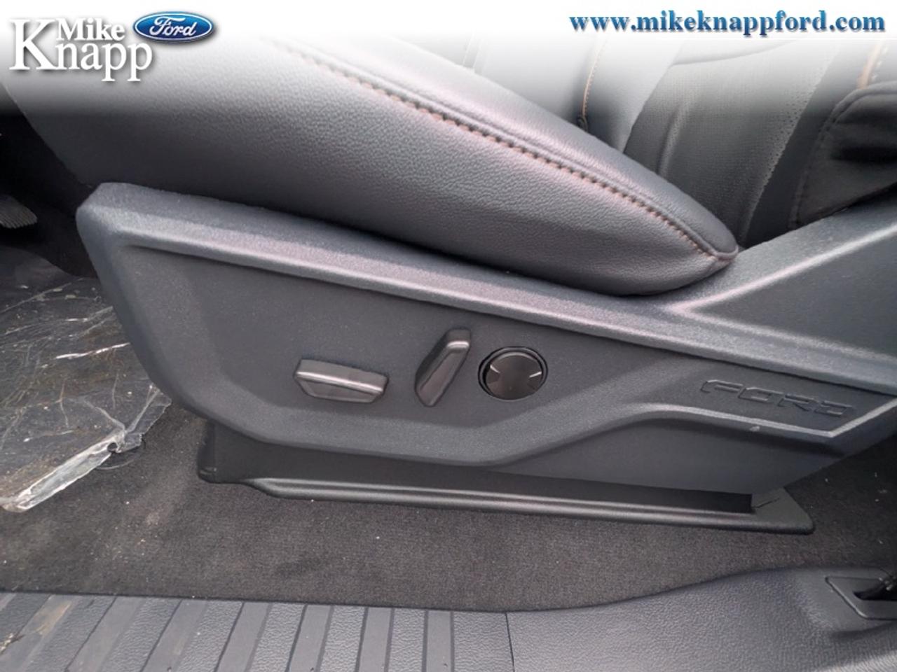 2026 Ford F-350 Super Duty Lariat Photo