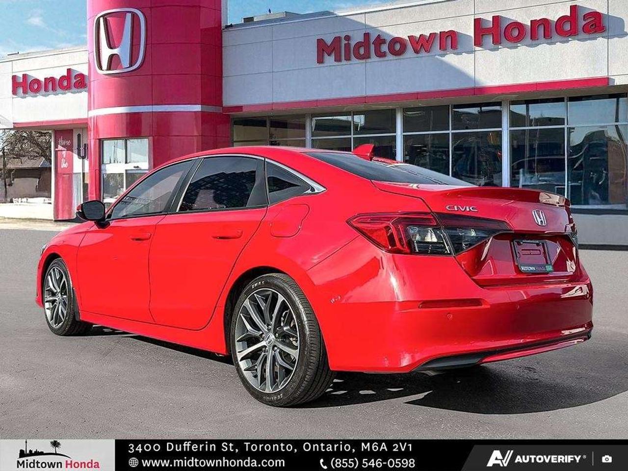 2024 Honda Civic Touring CVT Sedan Photo