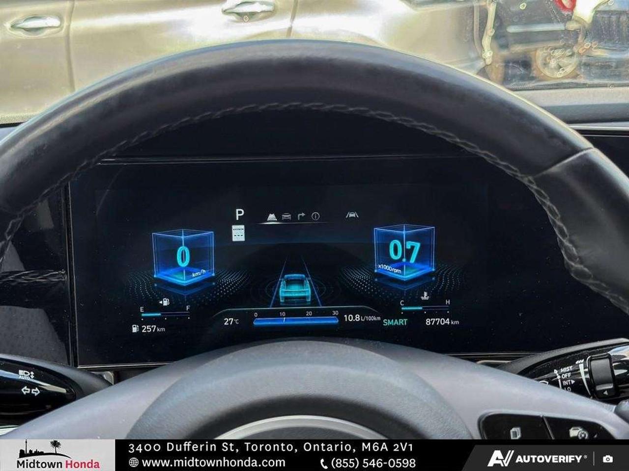 2024 Hyundai Elantra Luxury IVT Photo