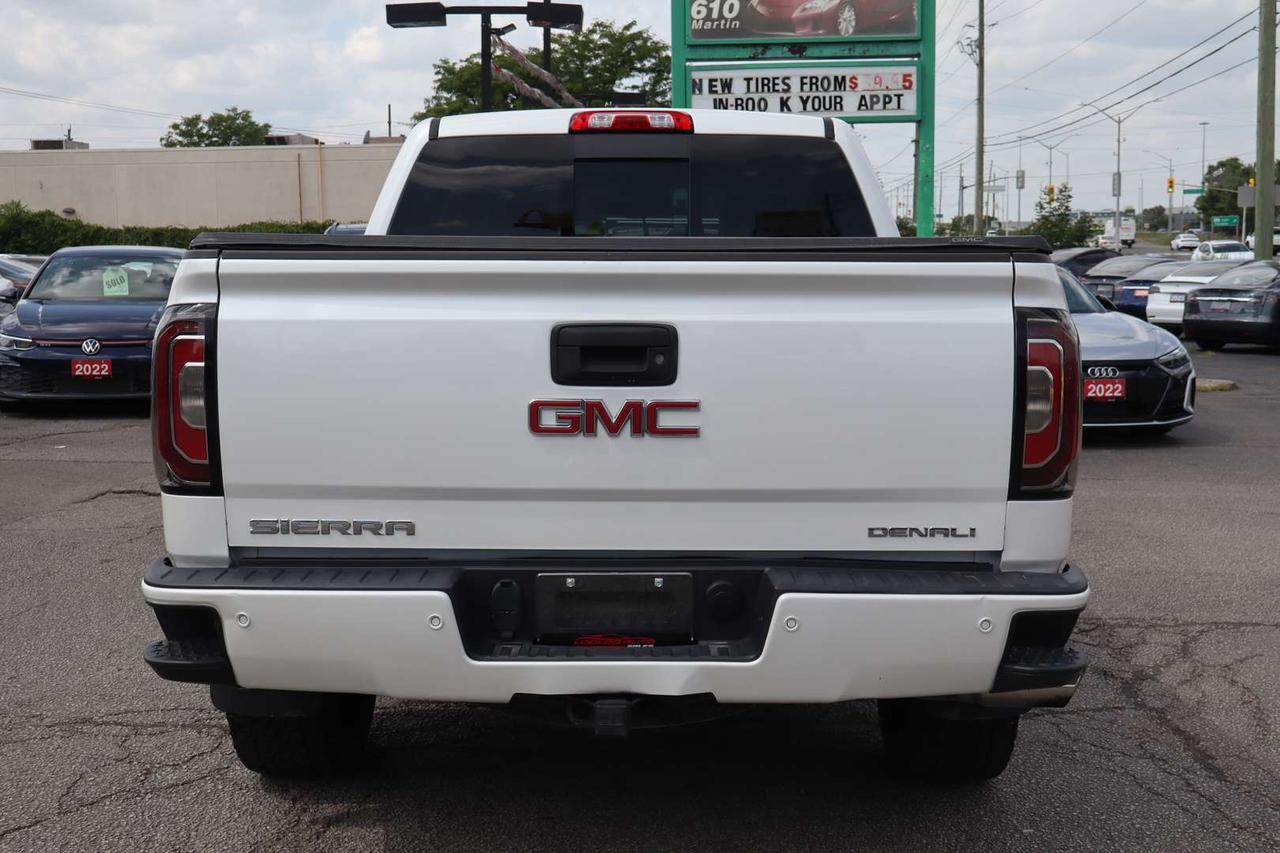 2018 GMC Sierra 1500 Denali Crew Cab 4WD 6.2L No Accident One Owner Long Box Photo