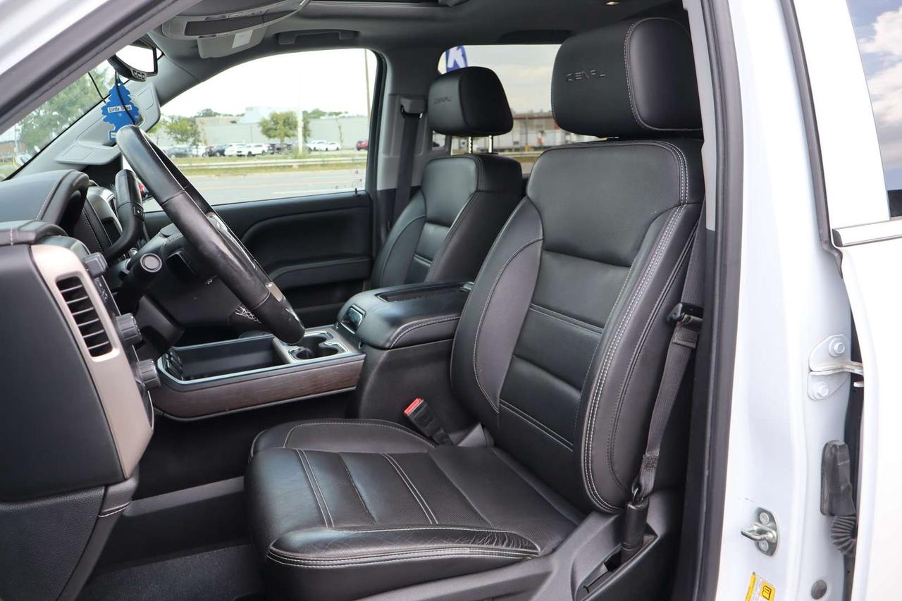 2018 GMC Sierra 1500 Denali Crew Cab 4WD 6.2L No Accident One Owner Long Box Photo