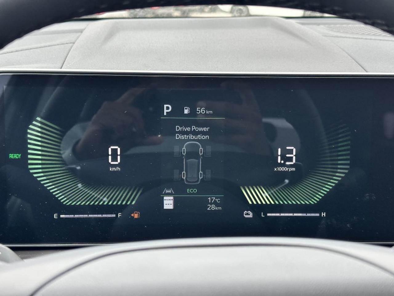 2027 Kia Sportage Hybrid EX Photo4