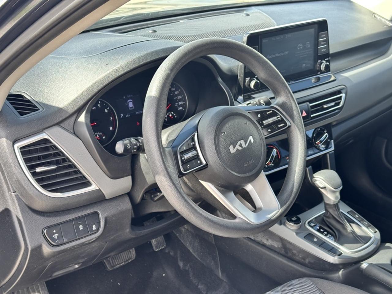 2022 Kia Seltos LX Photo