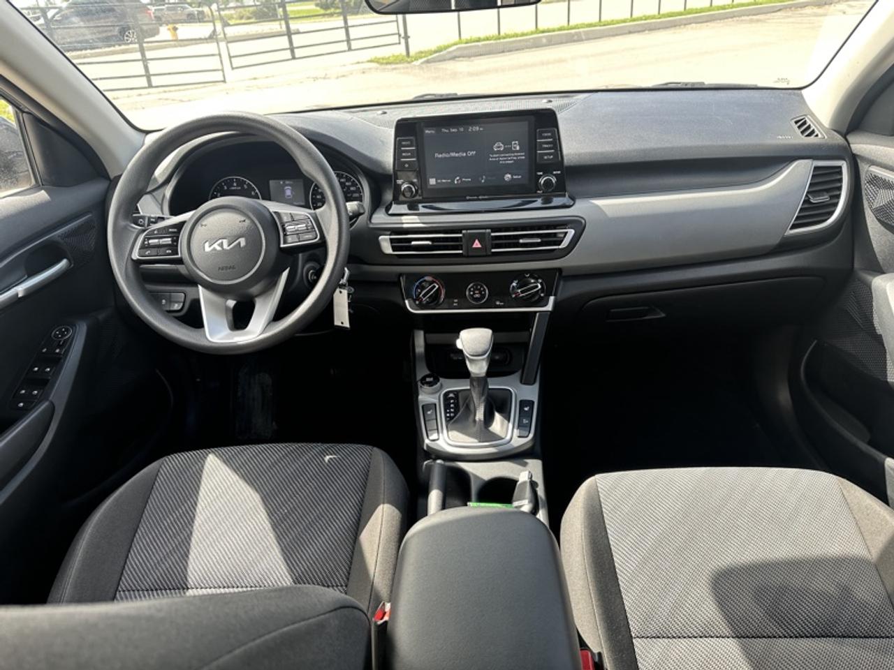 2022 Kia Seltos LX Photo