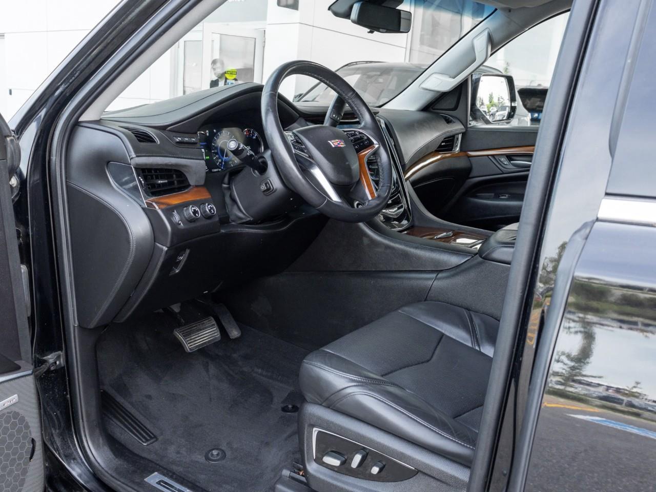 2017 Cadillac Escalade Premium Luxury 4x4 Photo