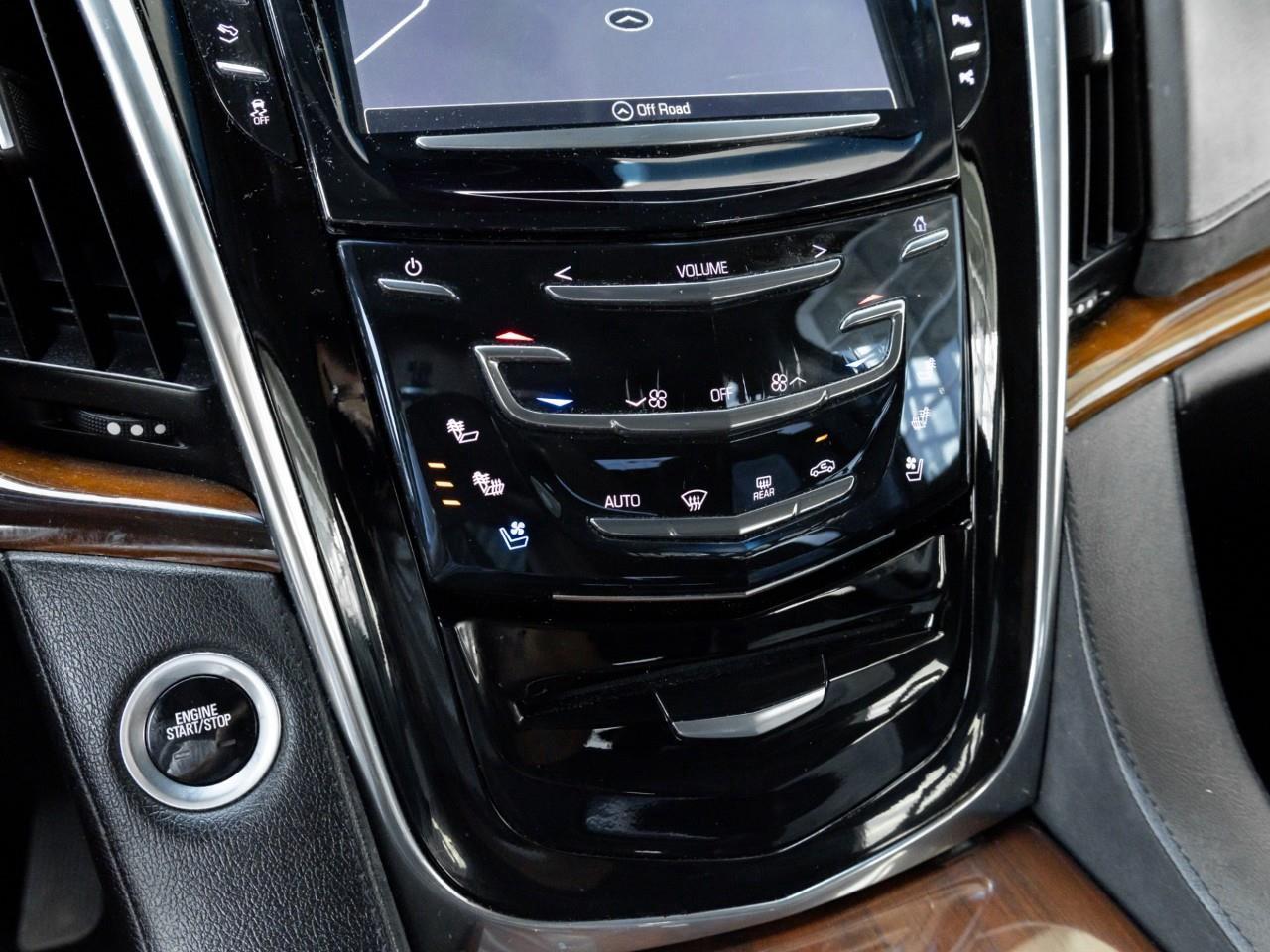2017 Cadillac Escalade Premium Luxury 4x4 Photo