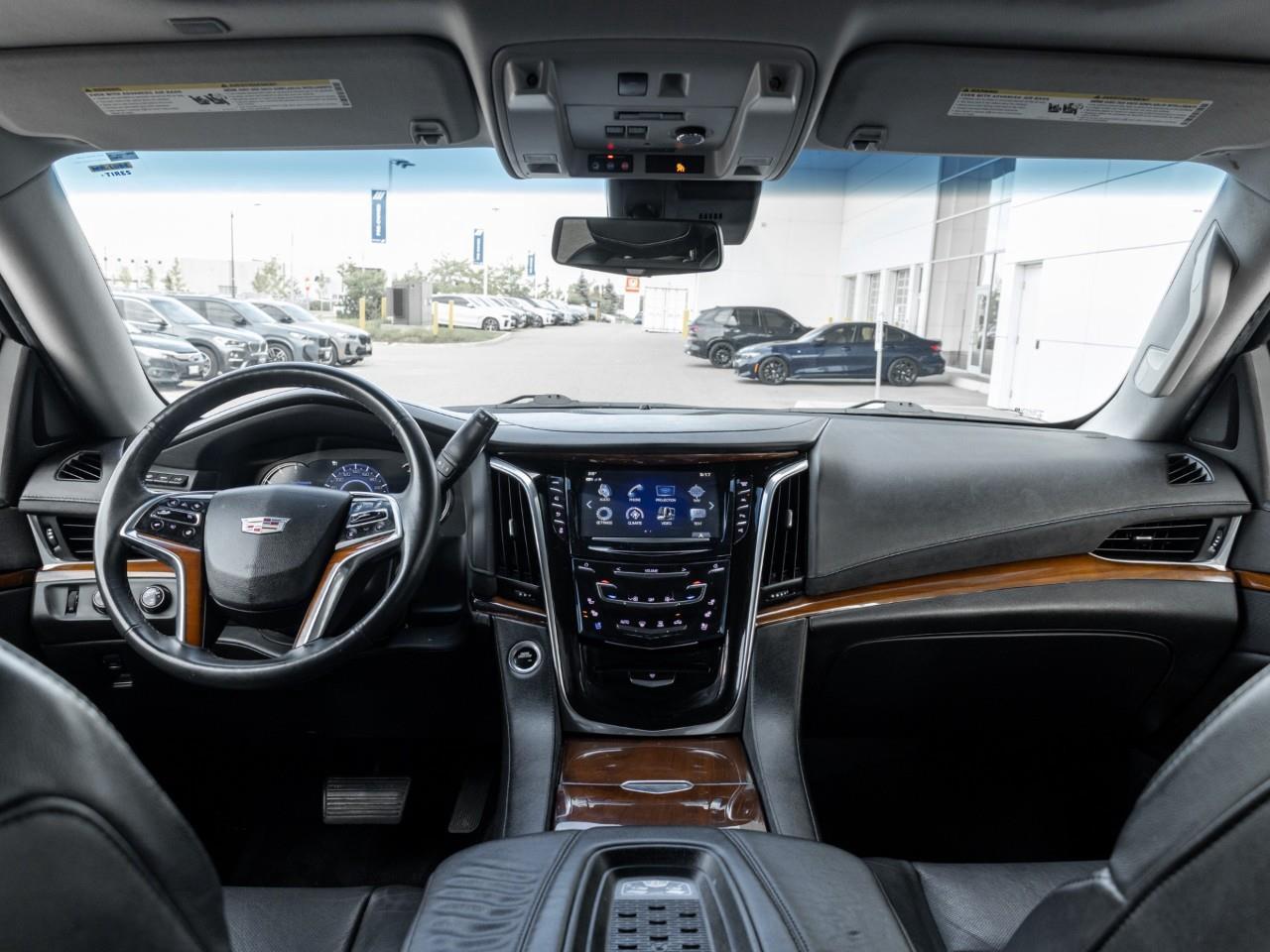 2017 Cadillac Escalade Premium Luxury 4x4 Photo