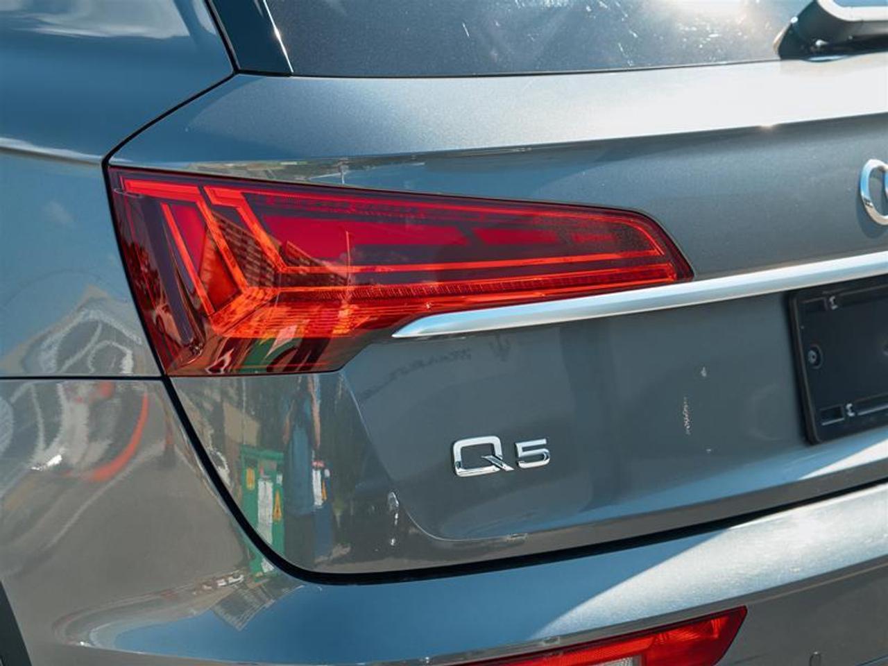 2022 Audi Q5 45 2.0T Progressiv quattro 7sp S Tronic Photo