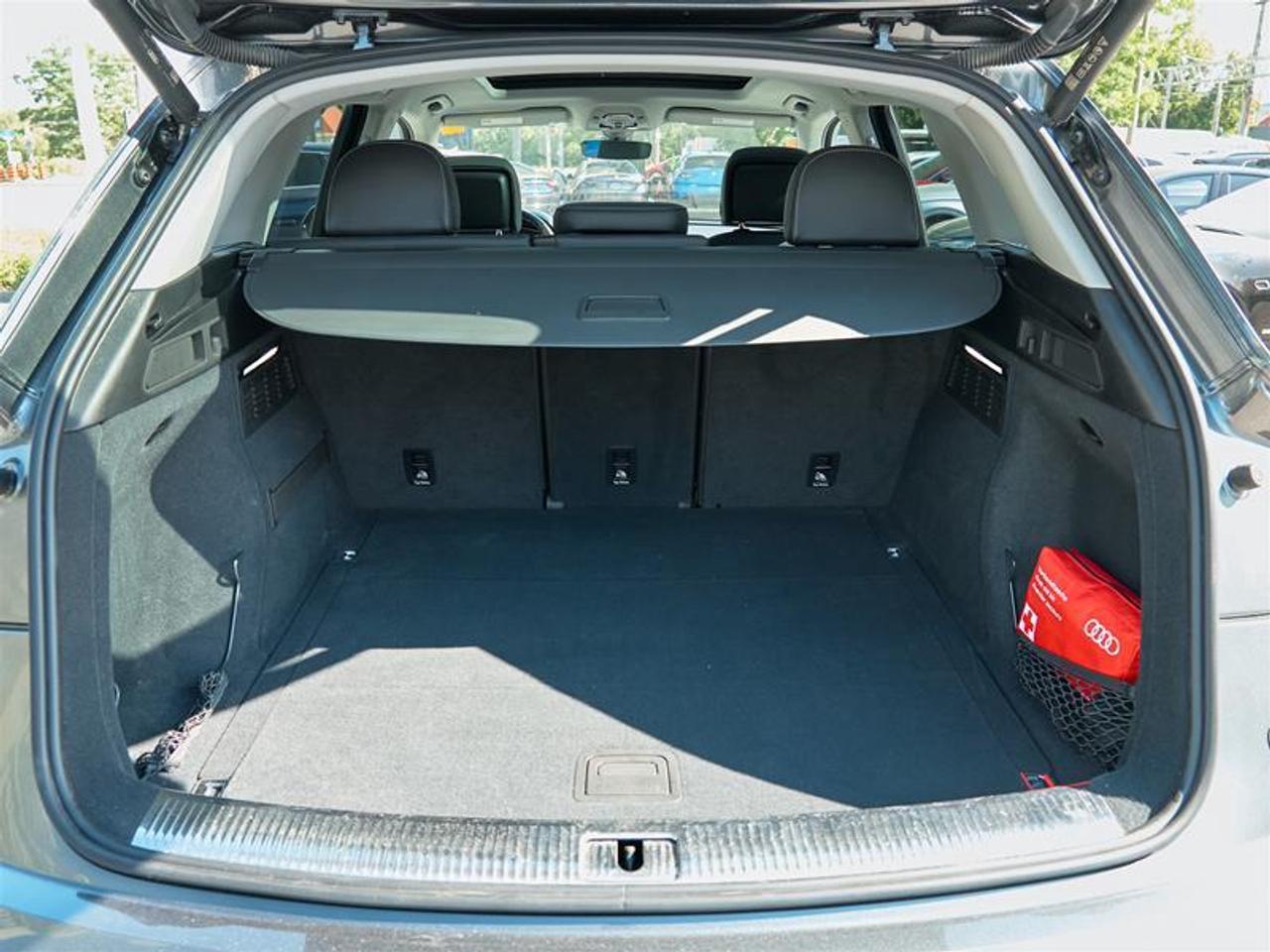 2022 Audi Q5 45 2.0T Progressiv quattro 7sp S Tronic Photo