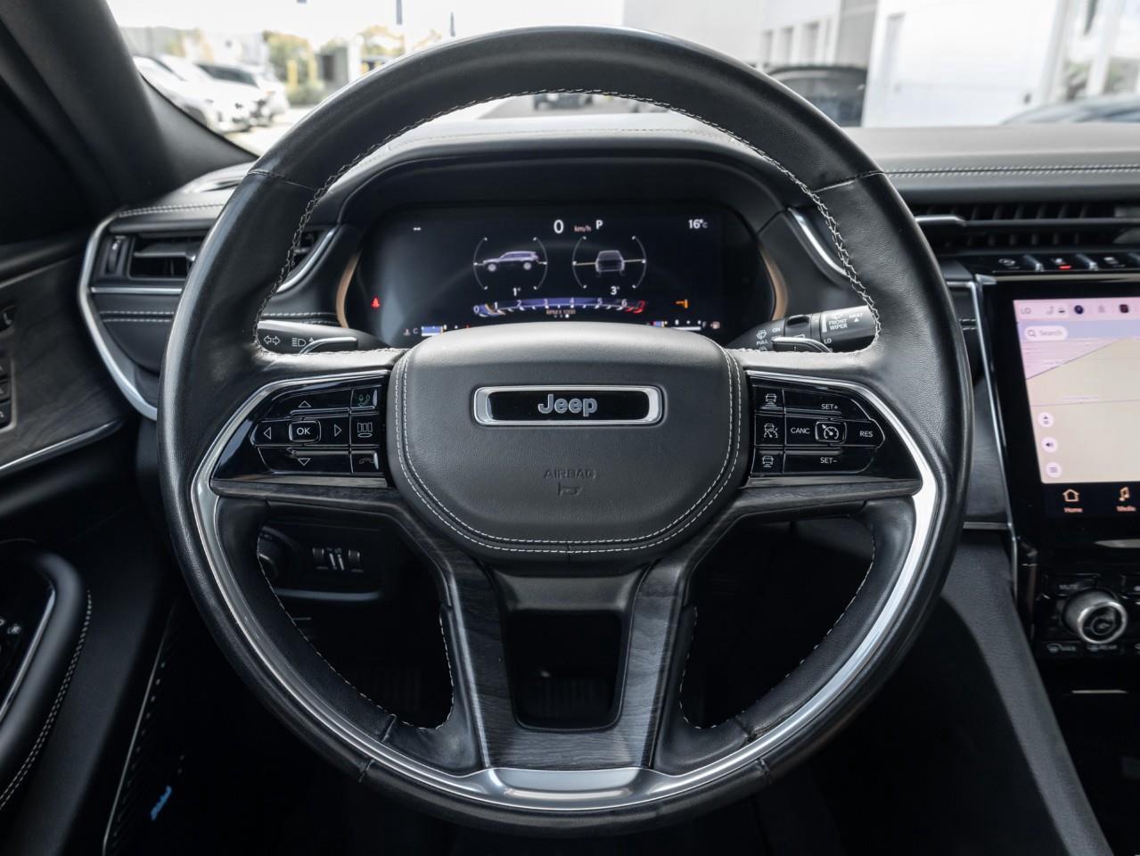 2022 Jeep Grand Cherokee L Overland 4dr 4x4 Photo