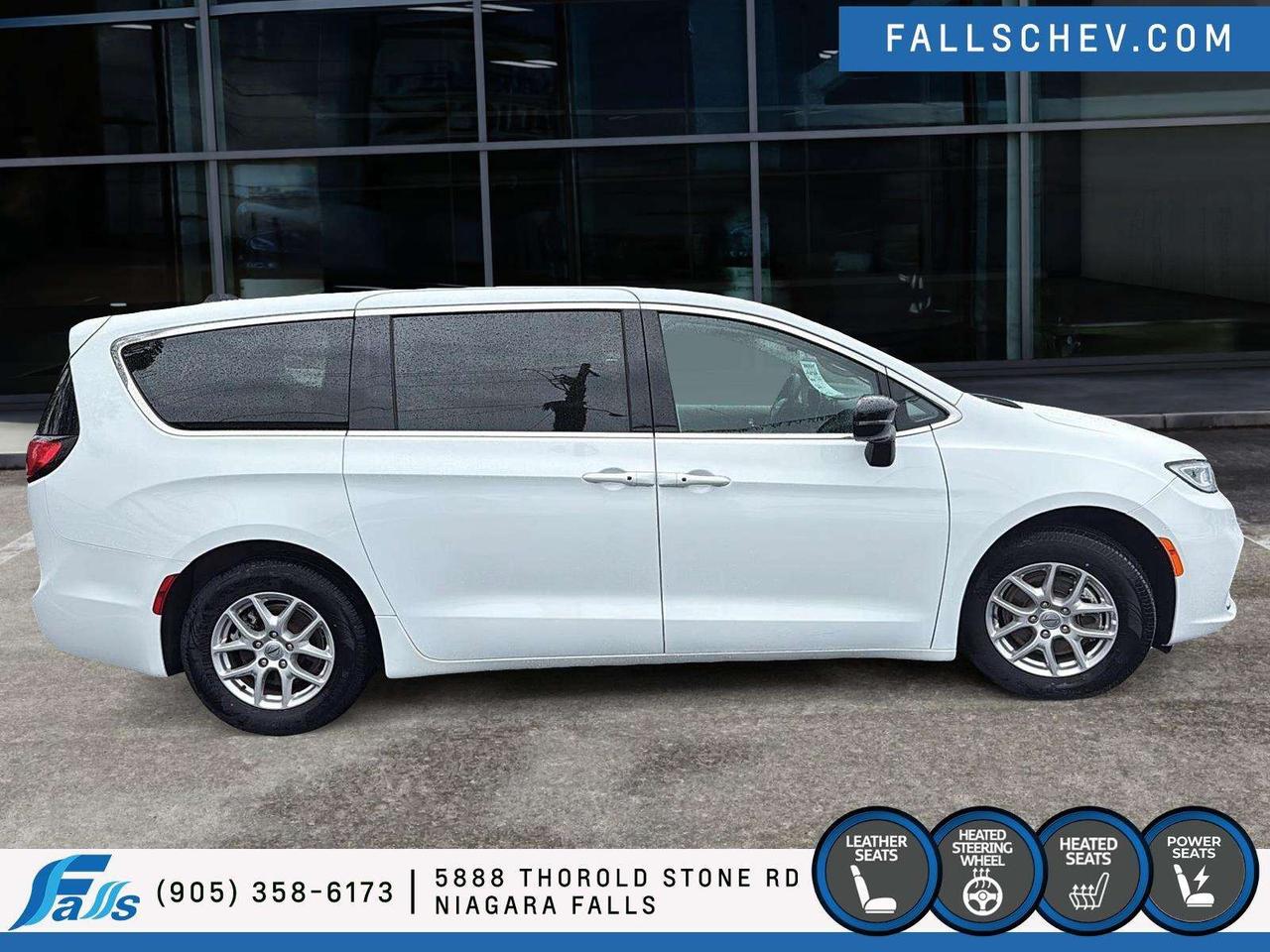 2024 Chrysler Pacifica Touring-L TOURING-L,P.DOORS,P.LIFT,LEATHER Photo