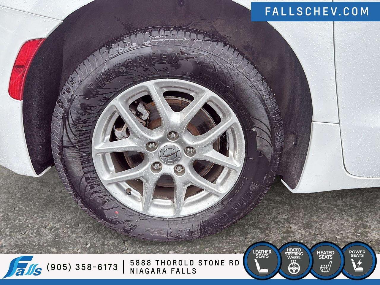 2024 Chrysler Pacifica Touring-L TOURING-L,P.DOORS,P.LIFT,LEATHER Photo