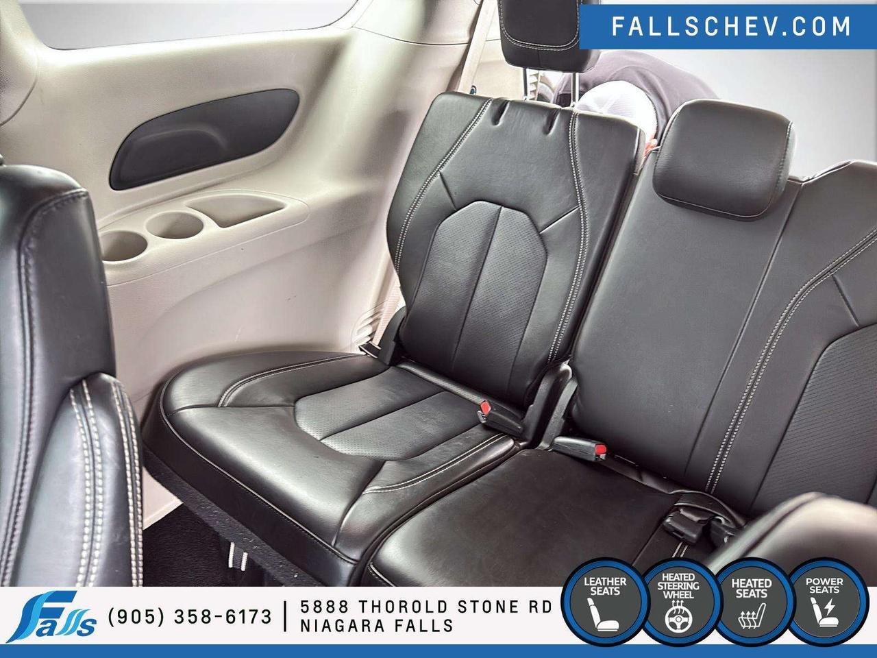 2024 Chrysler Pacifica Touring-L TOURING-L,P.DOORS,P.LIFT,LEATHER Photo