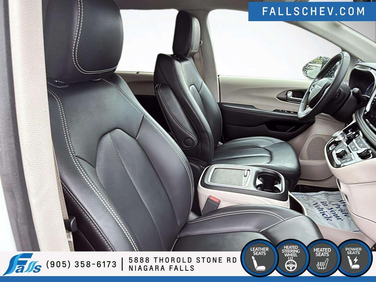 2024 Chrysler Pacifica Touring-L TOURING-L,P.DOORS,P.LIFT,LEATHER Photo